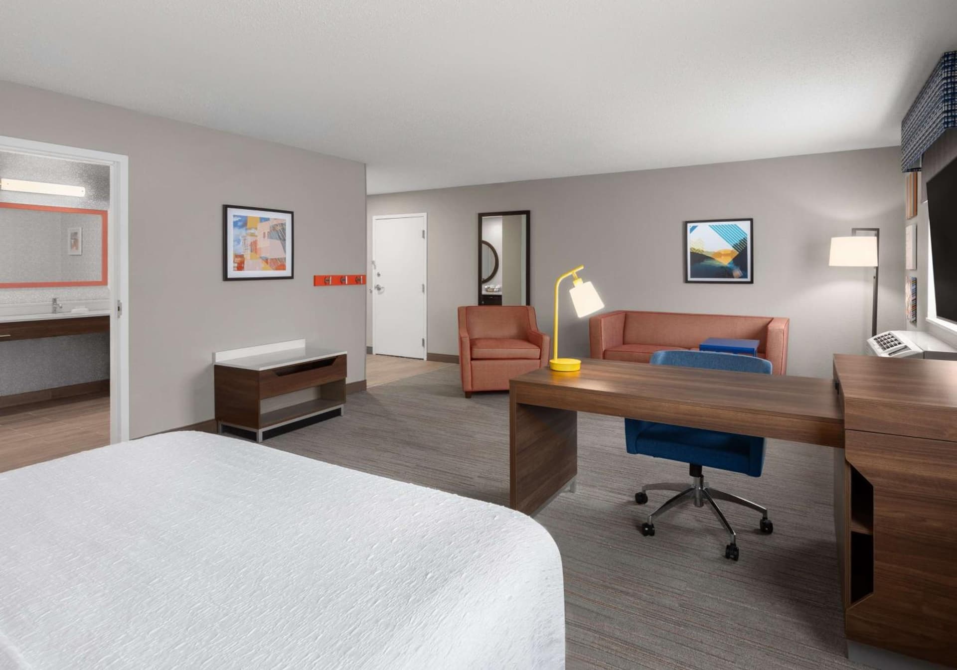 Hampton Inn & Suites Saginaw gallery photo in Saginaw, MI — image 38