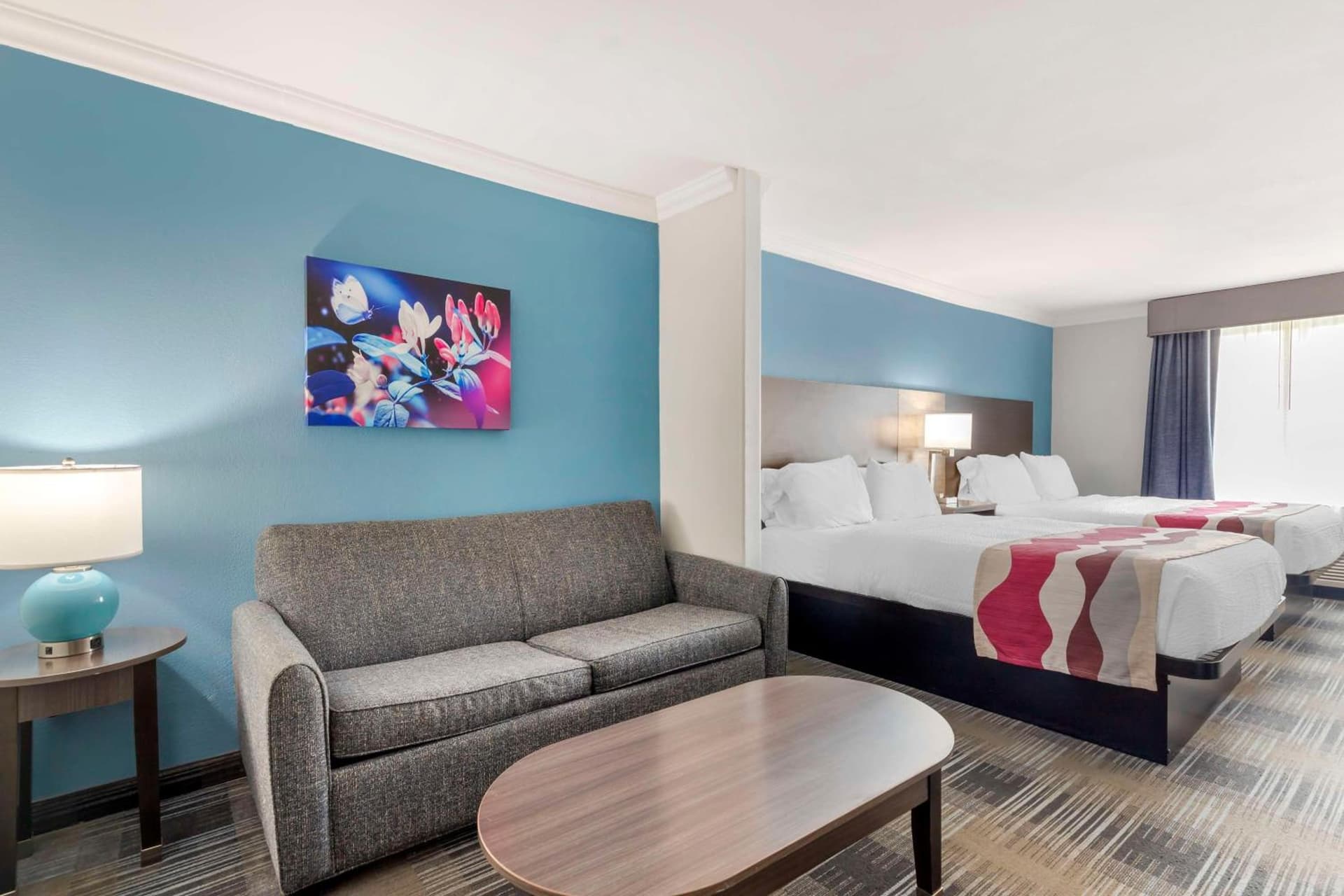 Best Western Medical Center North Inn & Suites Near Six Flags gallery photo in San Antonio, TX — image 49