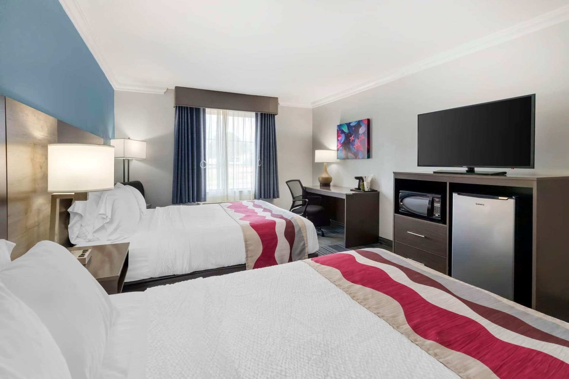 Best Western Medical Center North Inn & Suites Near Six Flags gallery photo in San Antonio, TX — image 39