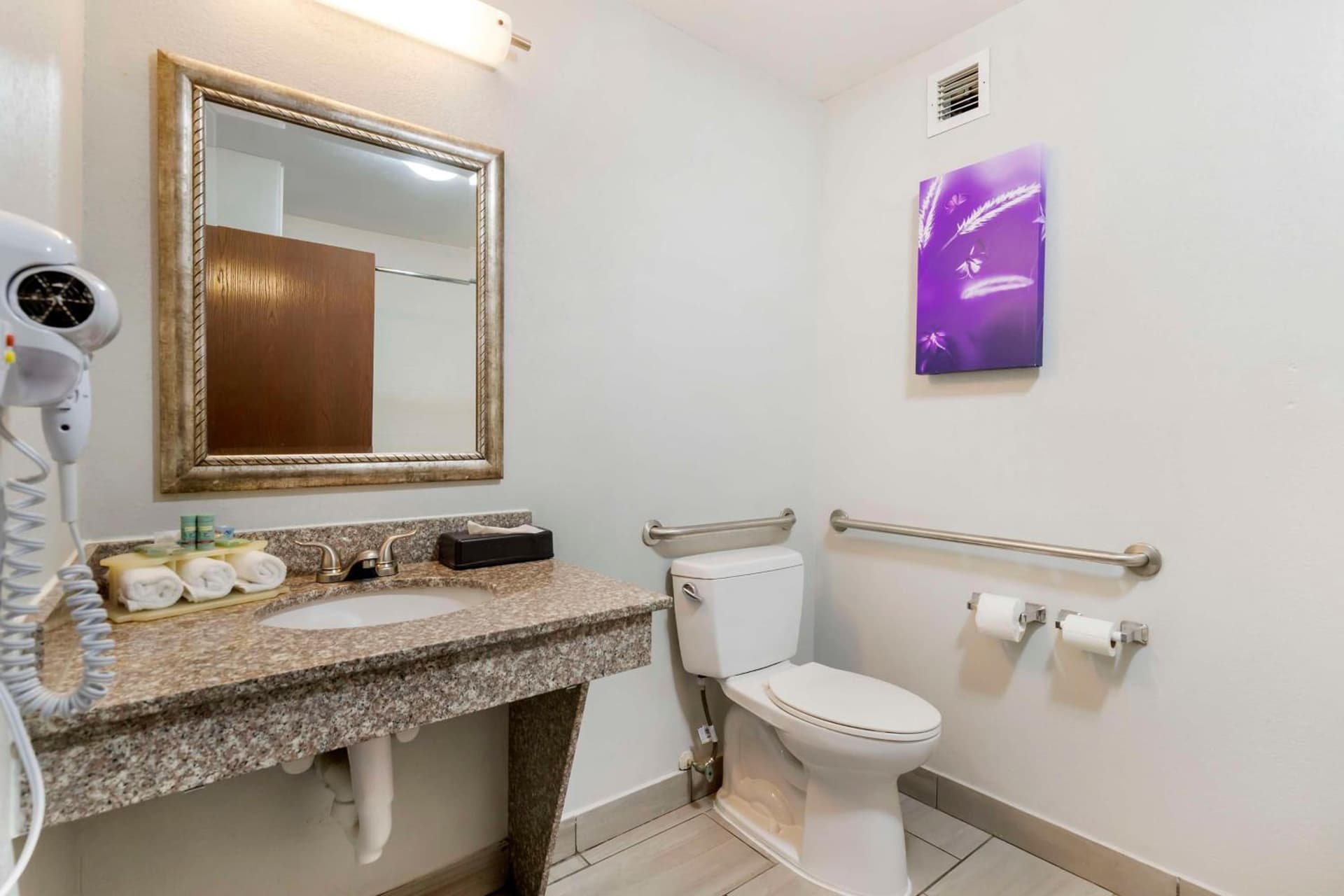 Best Western Medical Center North Inn & Suites Near Six Flags gallery photo in San Antonio, TX — image 5
