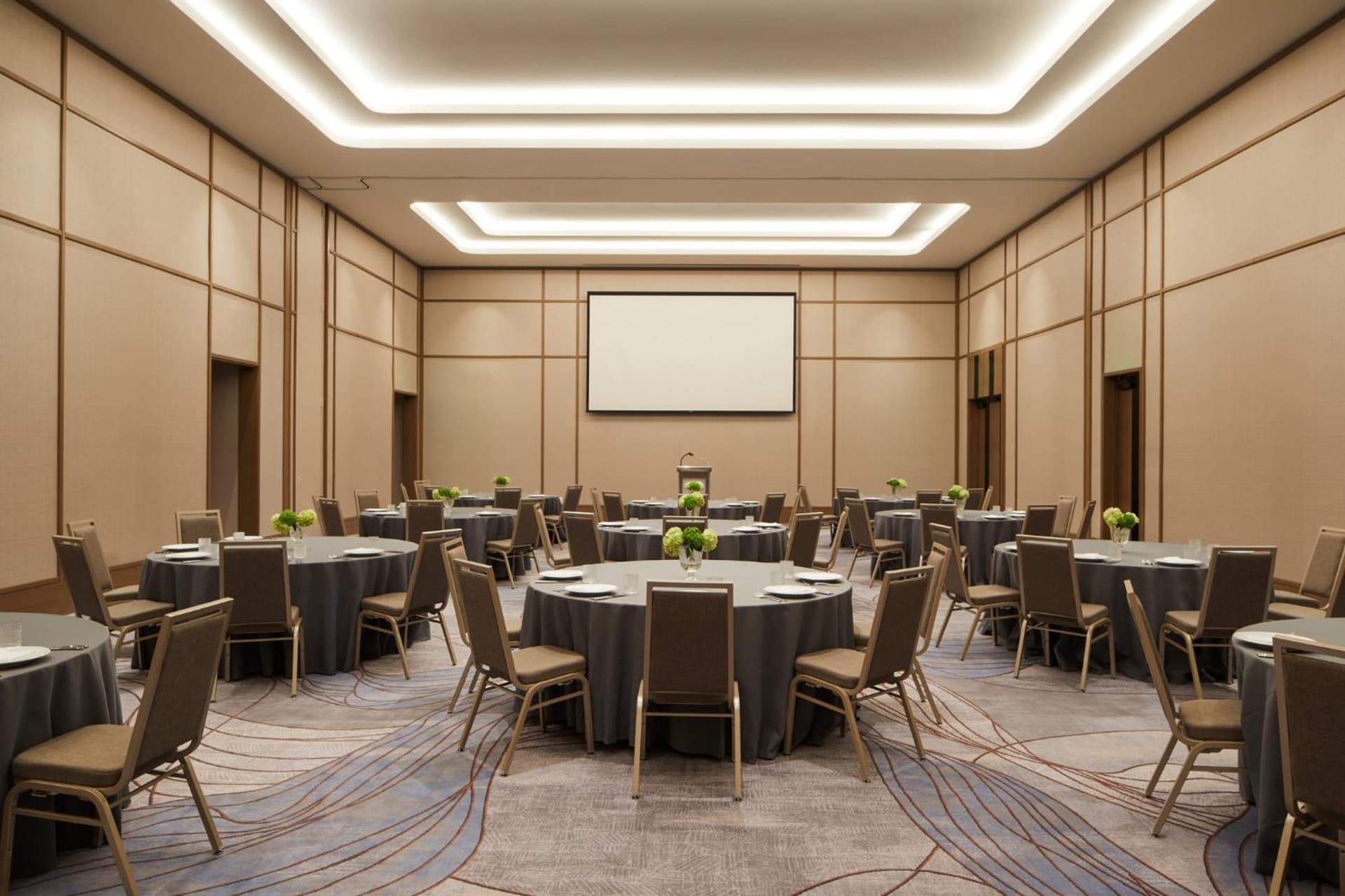 InterContinental Seattle Bellevue, by IHG gallery photo in Bellevue, WA — image 176