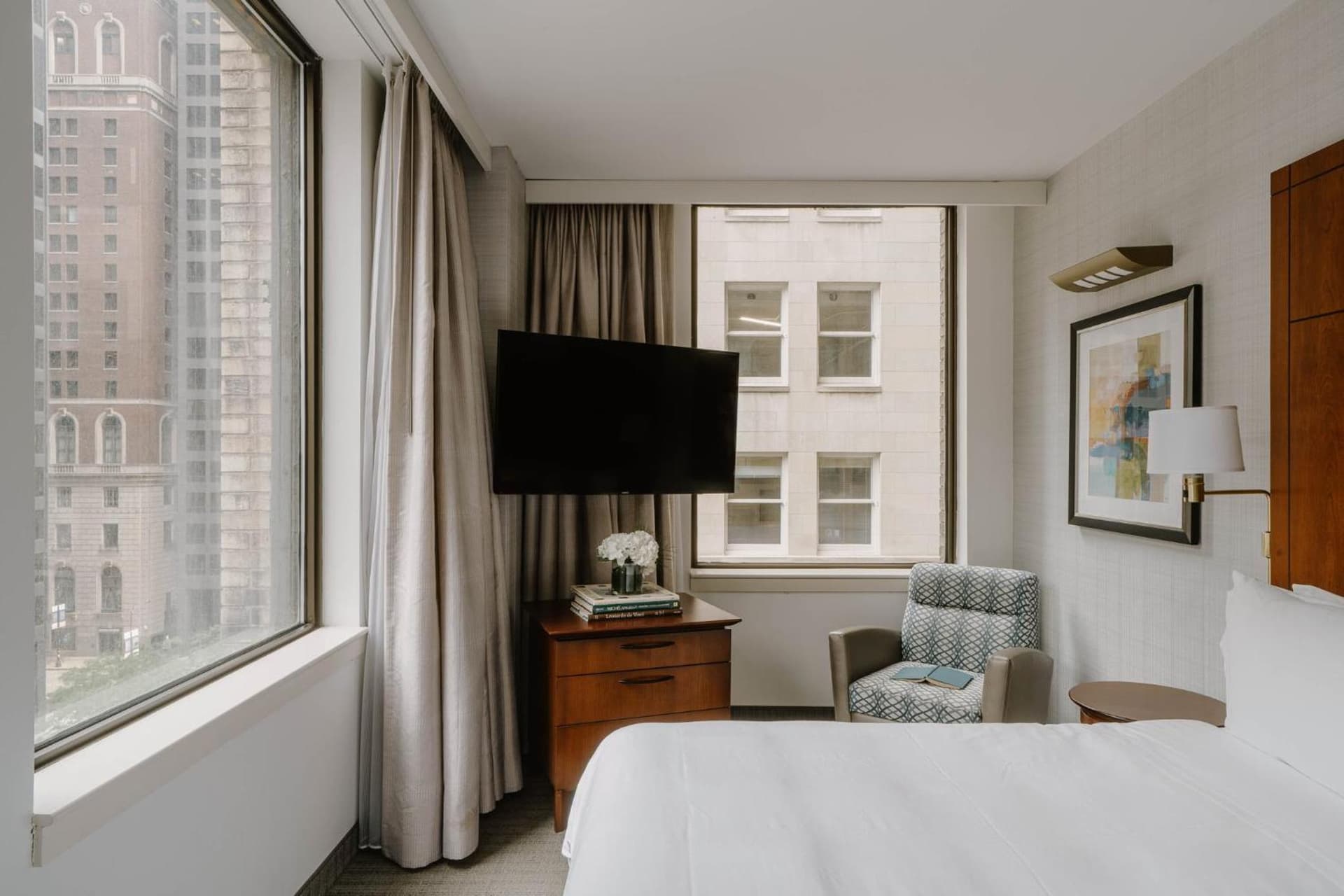 Club Quarters Hotel Central Loop, Chicago gallery photo in Chicago, IL — image 22