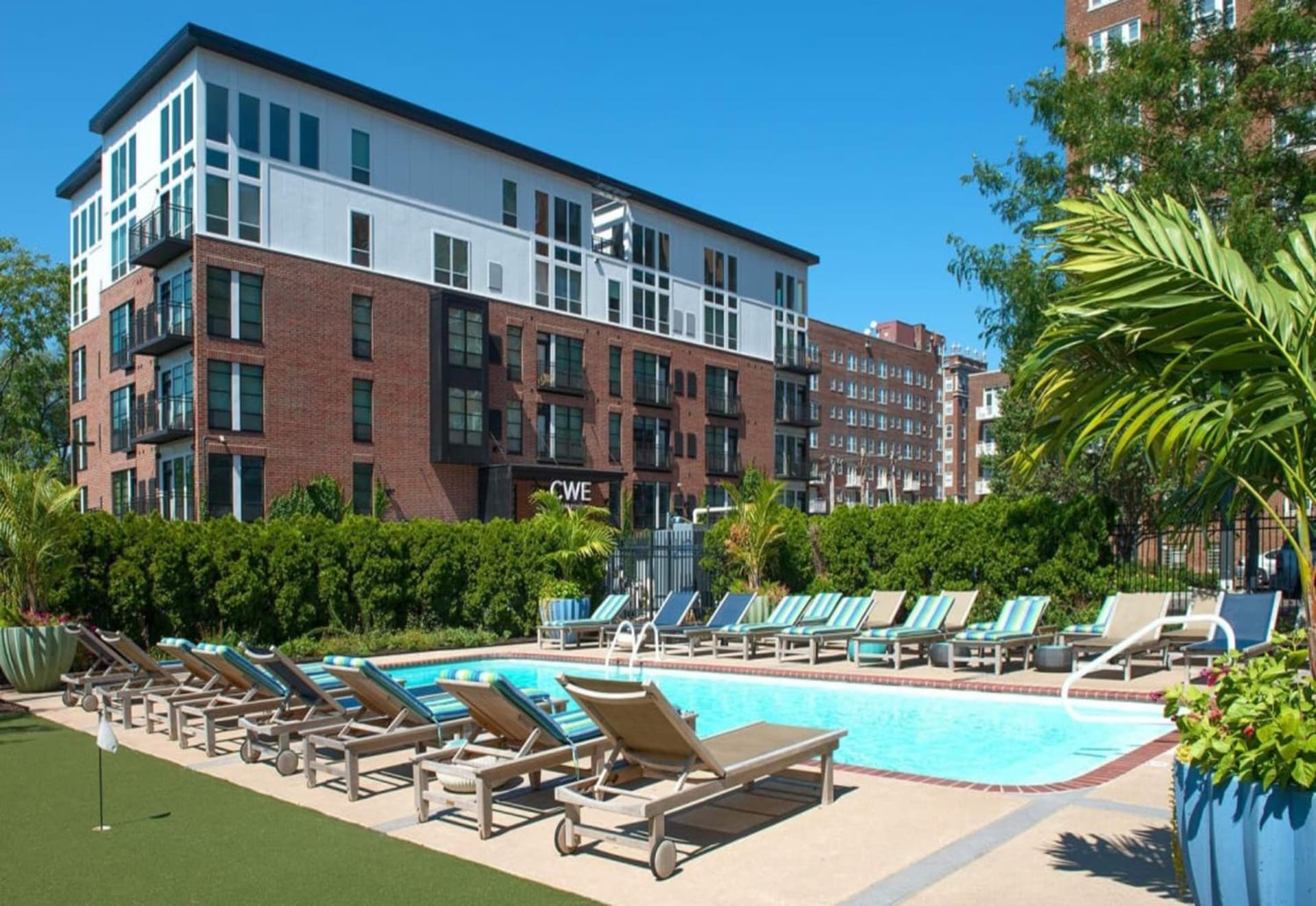 275 on the Park - Senate Apartments by Barsala interior in Saint Louis, MO — gallery photo 2