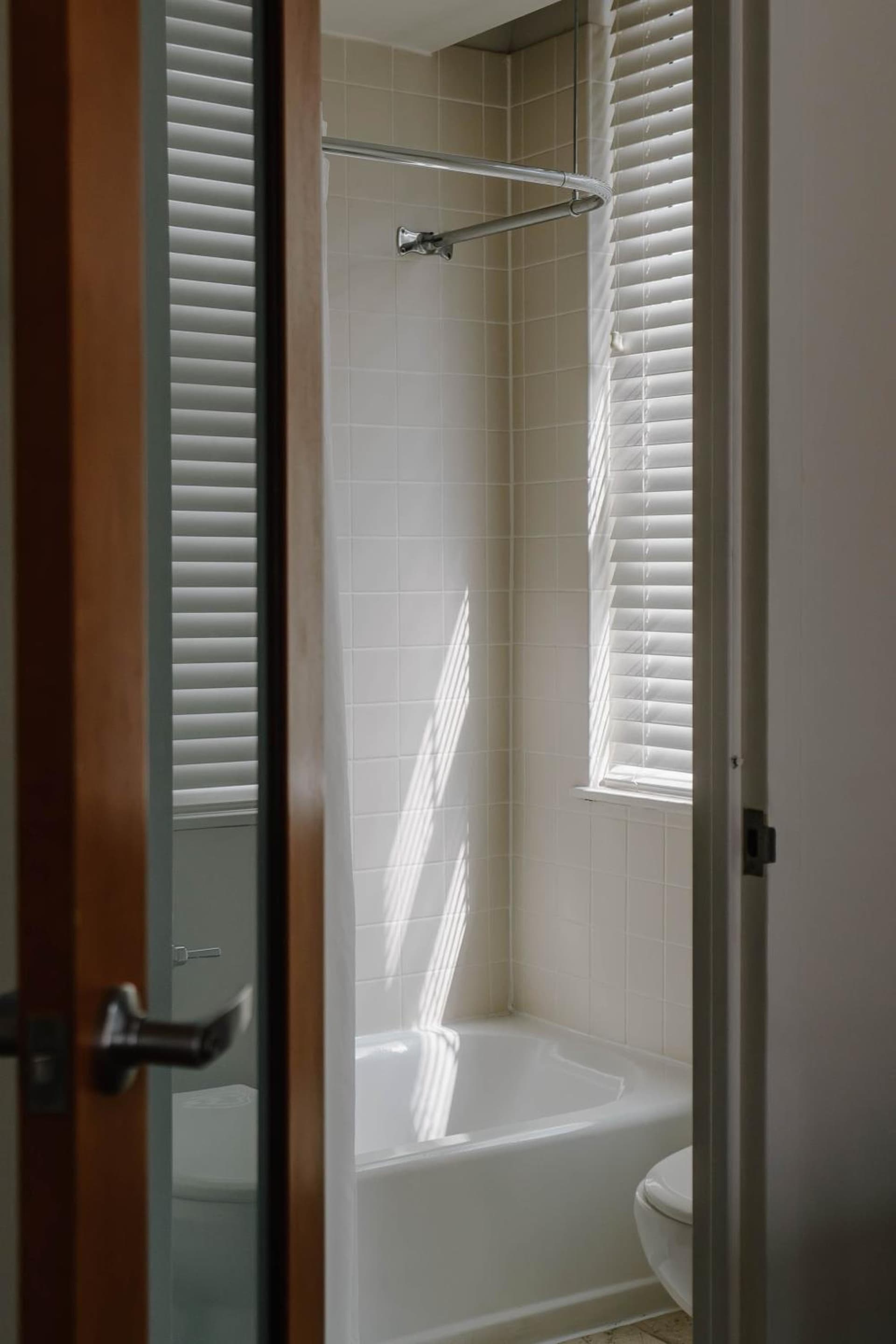 Club Quarters Hotel Rittenhouse Square, Philadelphia property views in Philadelphia, PA — gallery photo 3