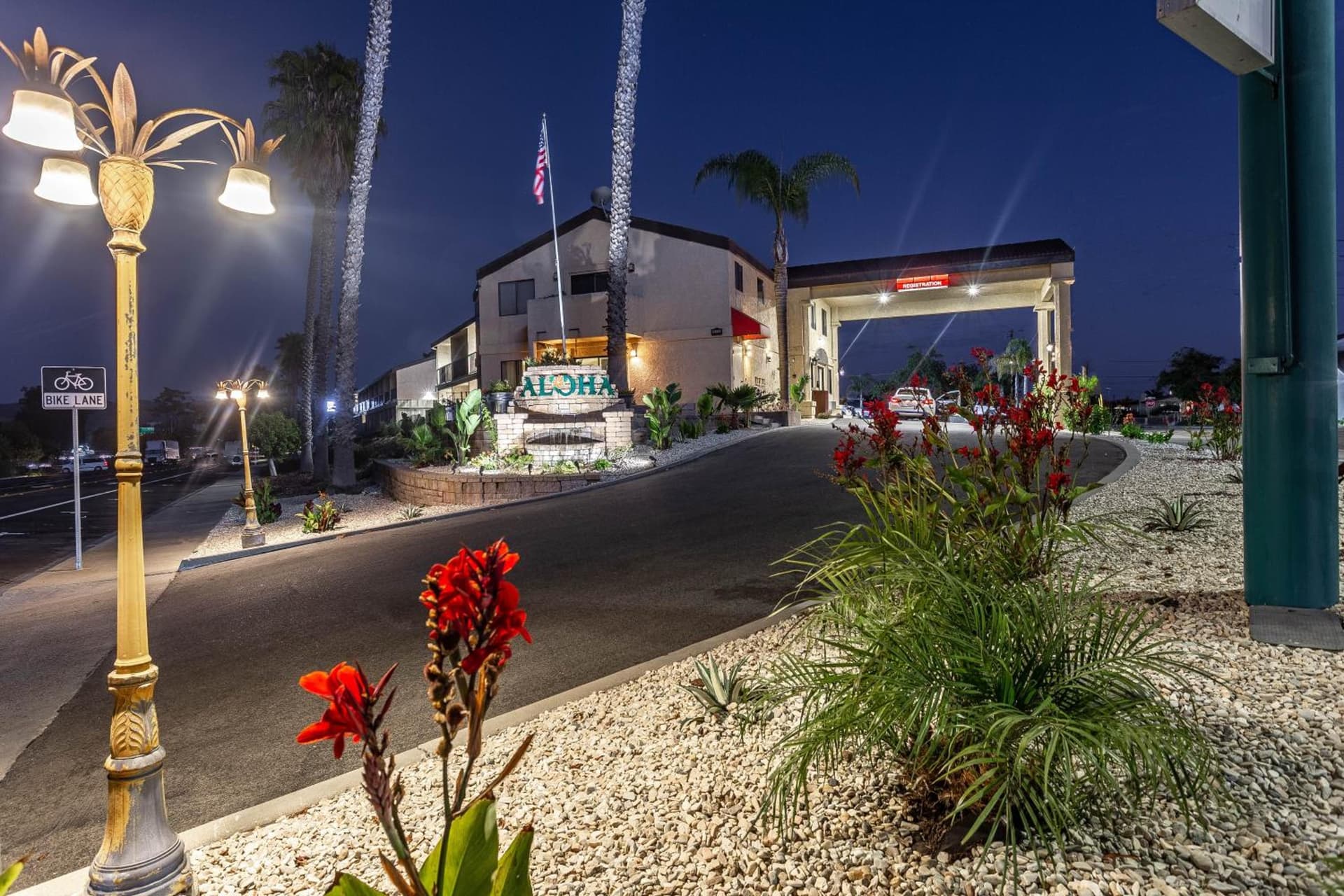 Aloha Inn interior in Arroyo Grande, CA — gallery photo 2
