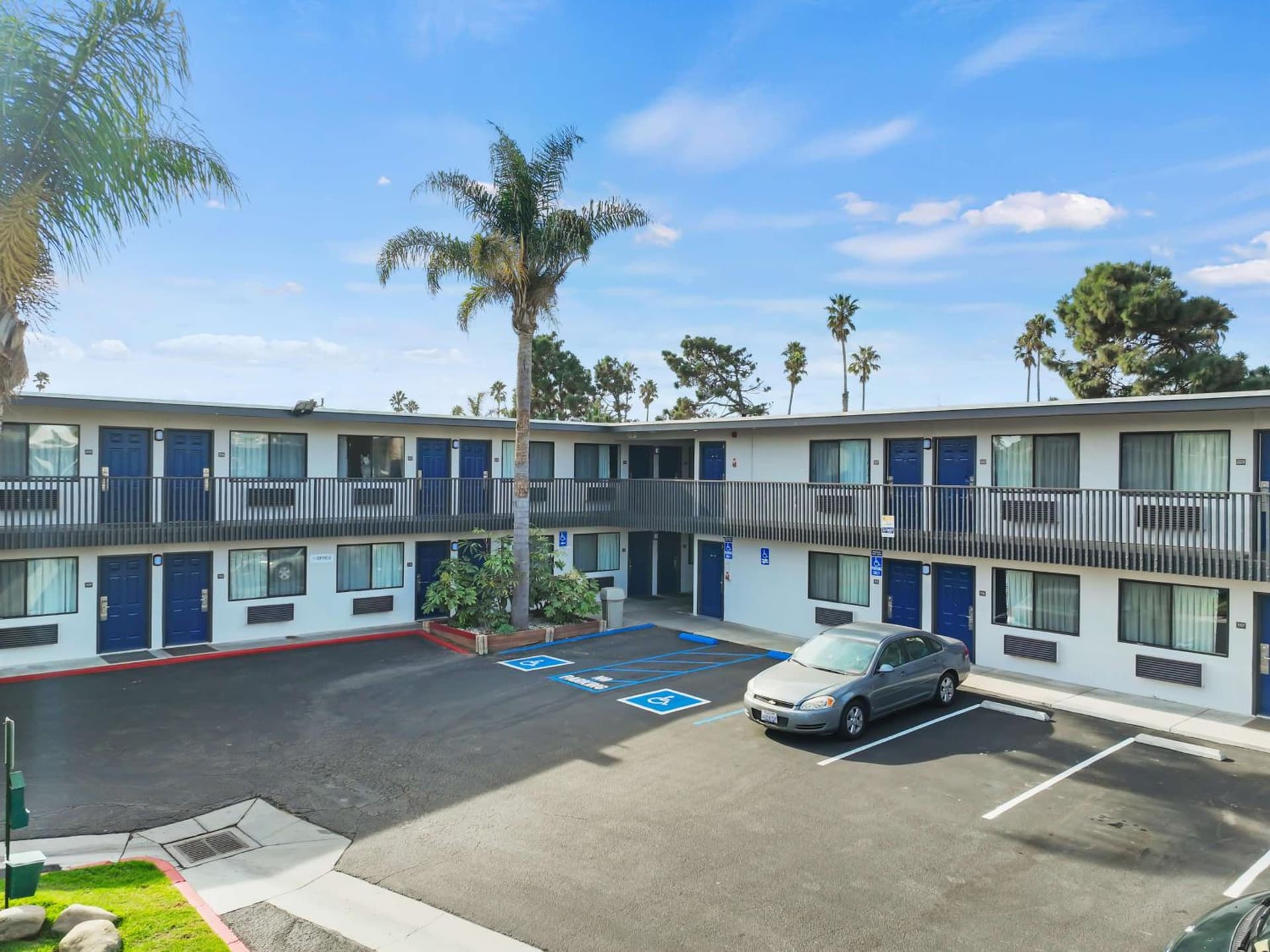 Motel 6-Ventura, CA - Beach gallery photo in Ventura, CA — image 20