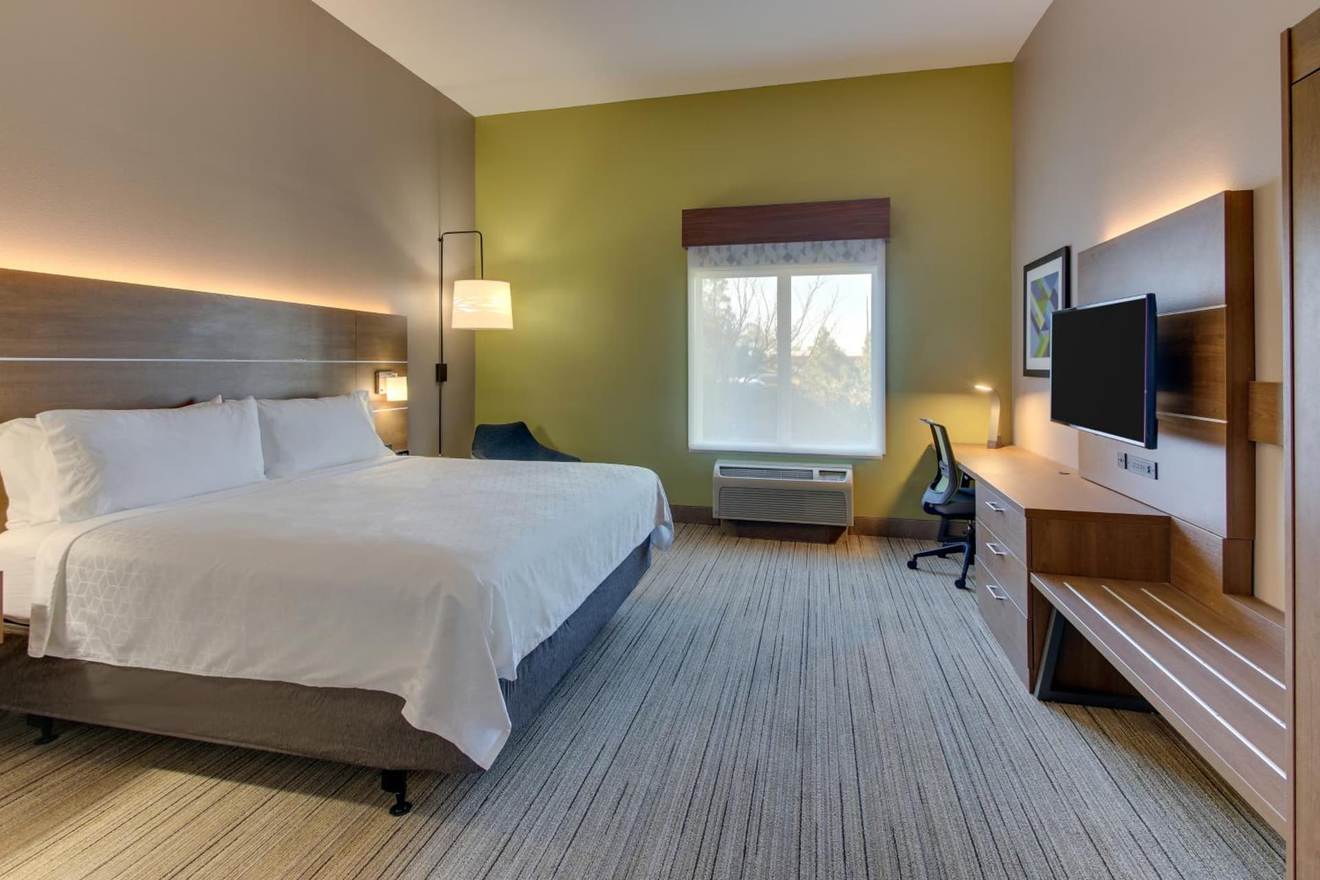 Holiday Inn Express & Suites Columbus - Ft Benning Maingate by IHG gallery photo in Columbus, GA — image 35
