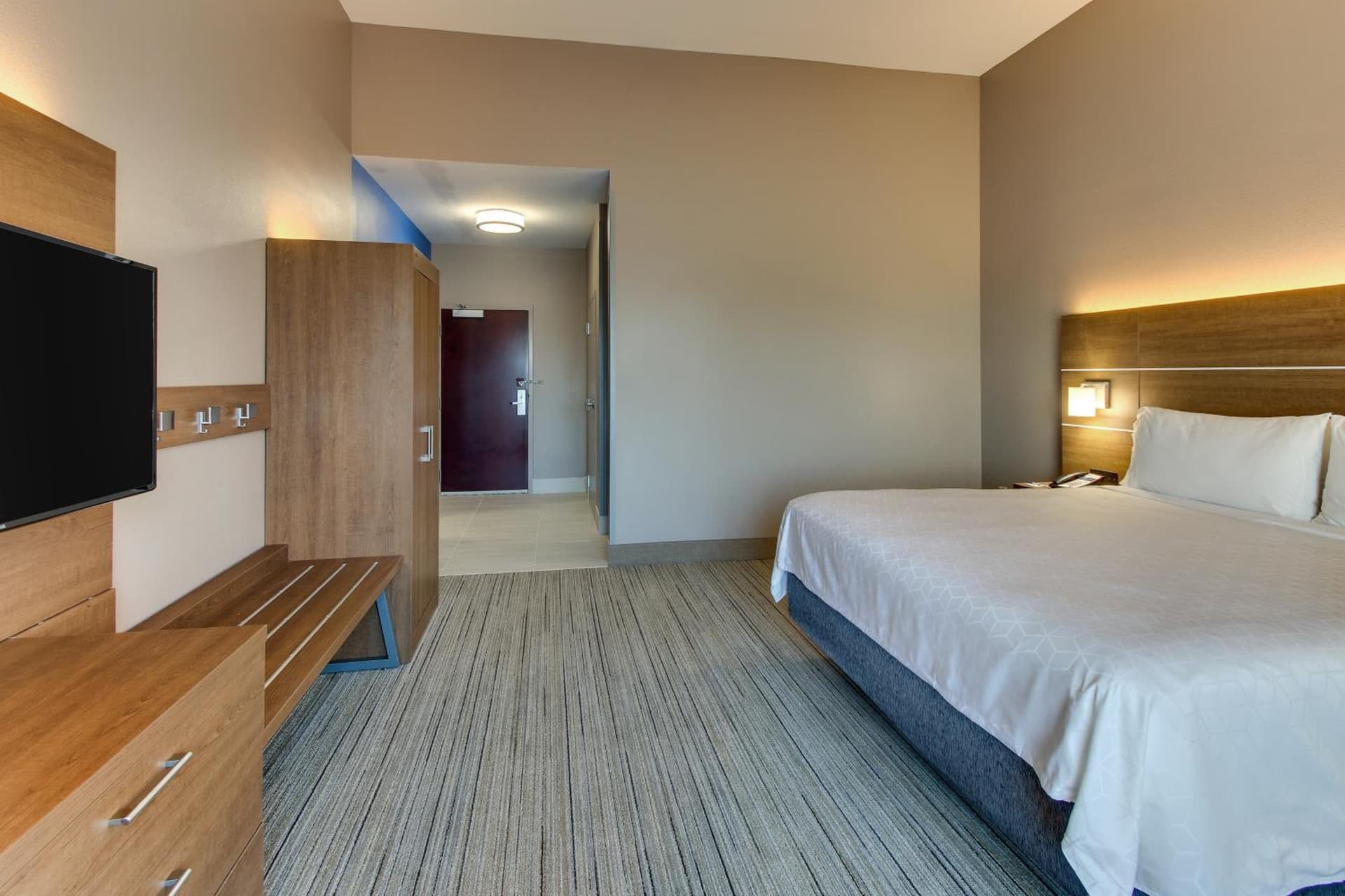 Holiday Inn Express & Suites Columbus - Ft Benning Maingate by IHG gallery photo in Columbus, GA — image 40