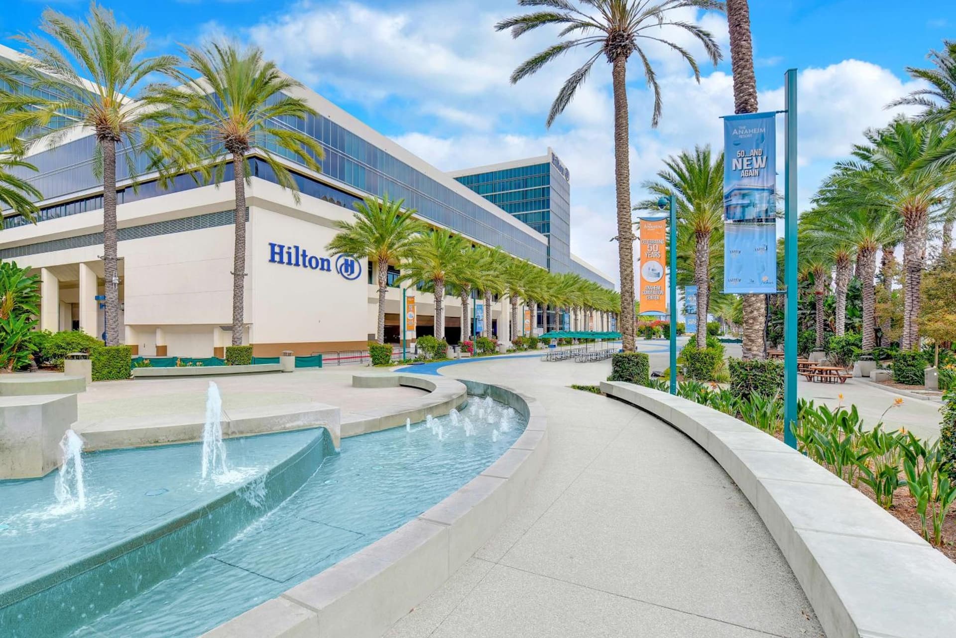Hilton Anaheim interior in Anaheim, CA — gallery photo 2