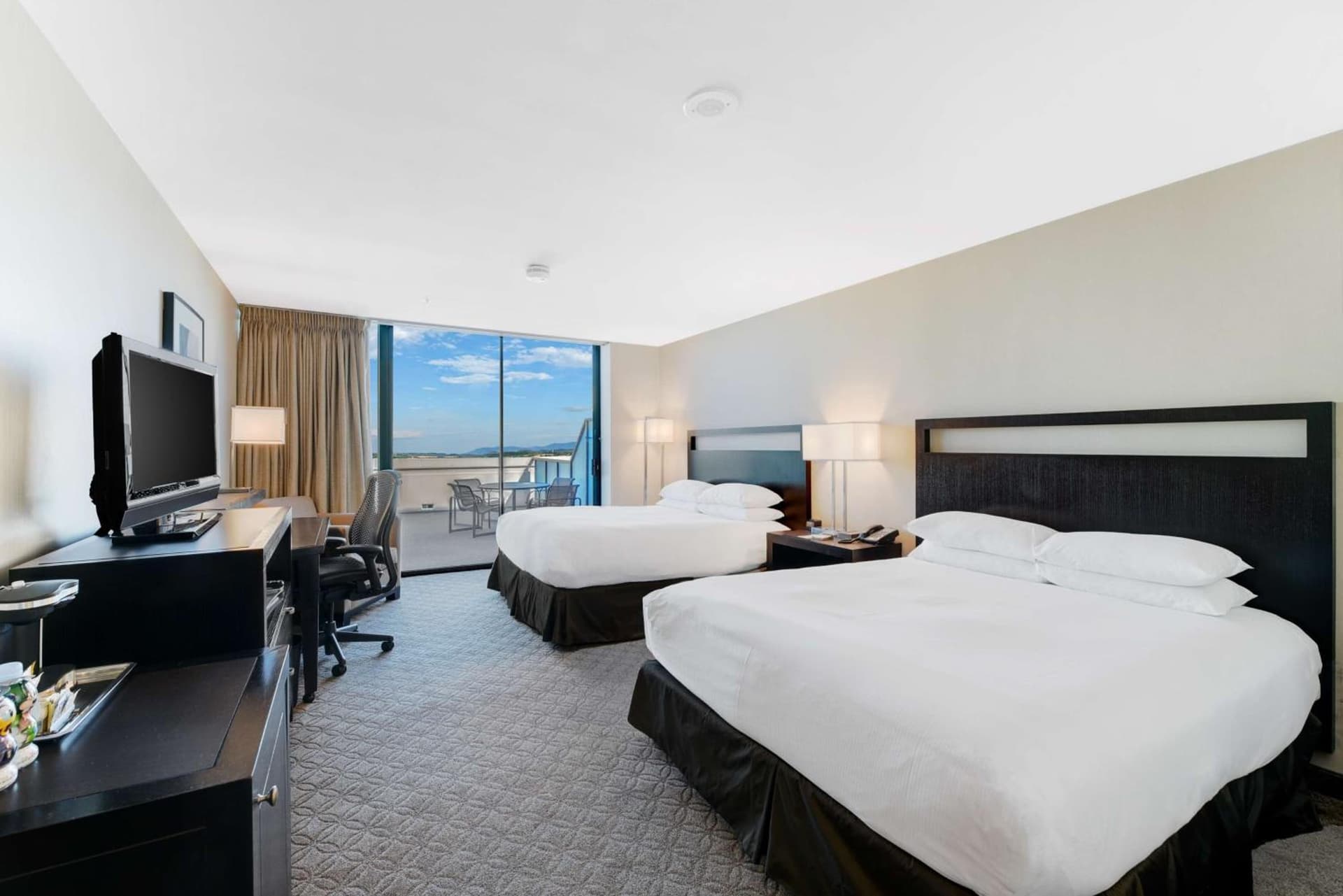 Hilton Anaheim gallery photo in Anaheim, CA — image 20