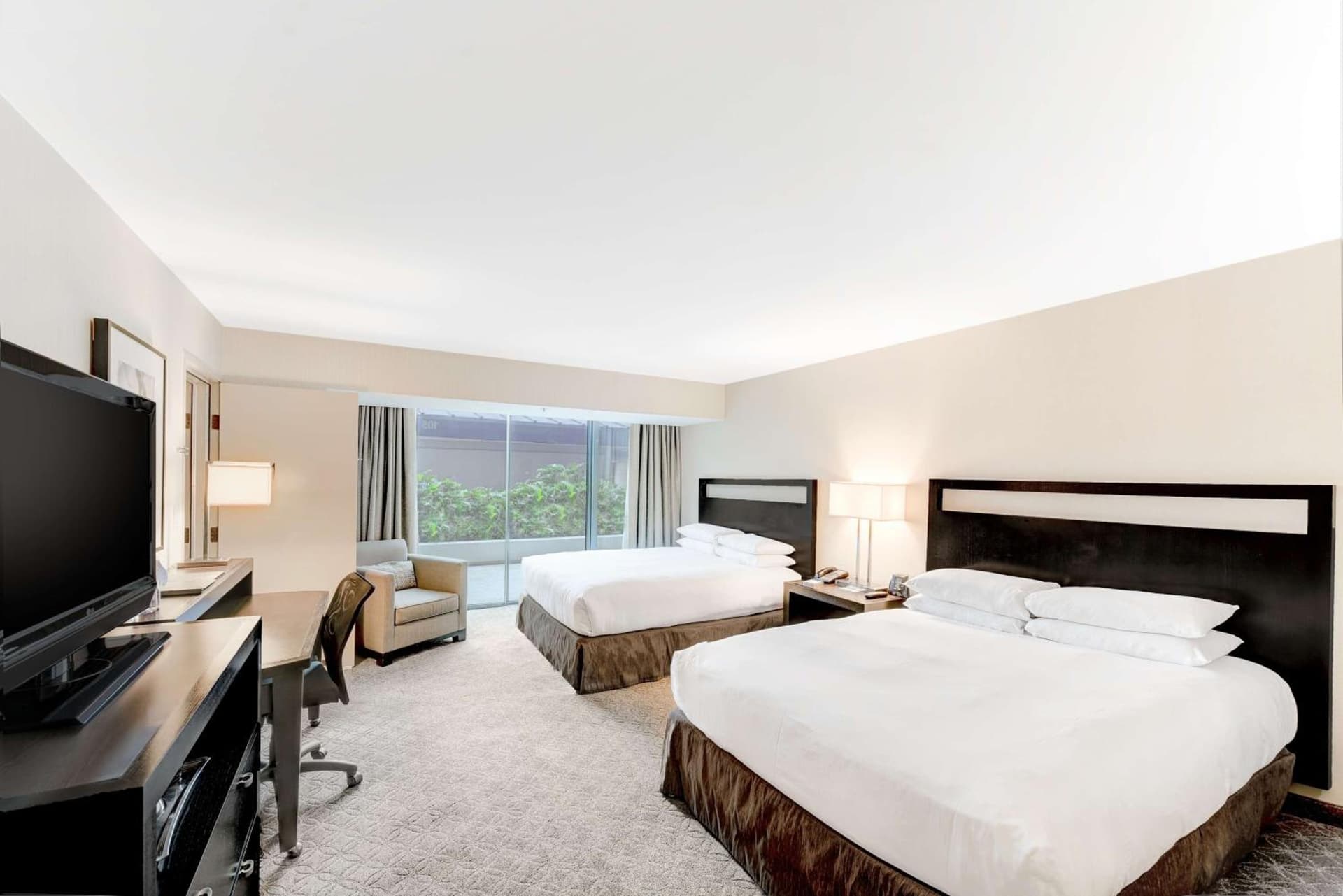 Hilton Anaheim gallery photo in Anaheim, CA — image 12