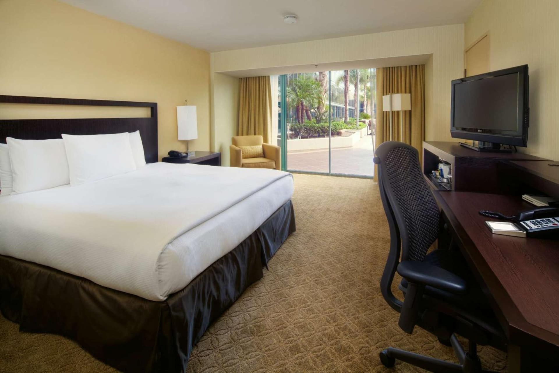 Hilton Anaheim gallery photo in Anaheim, CA — image 101