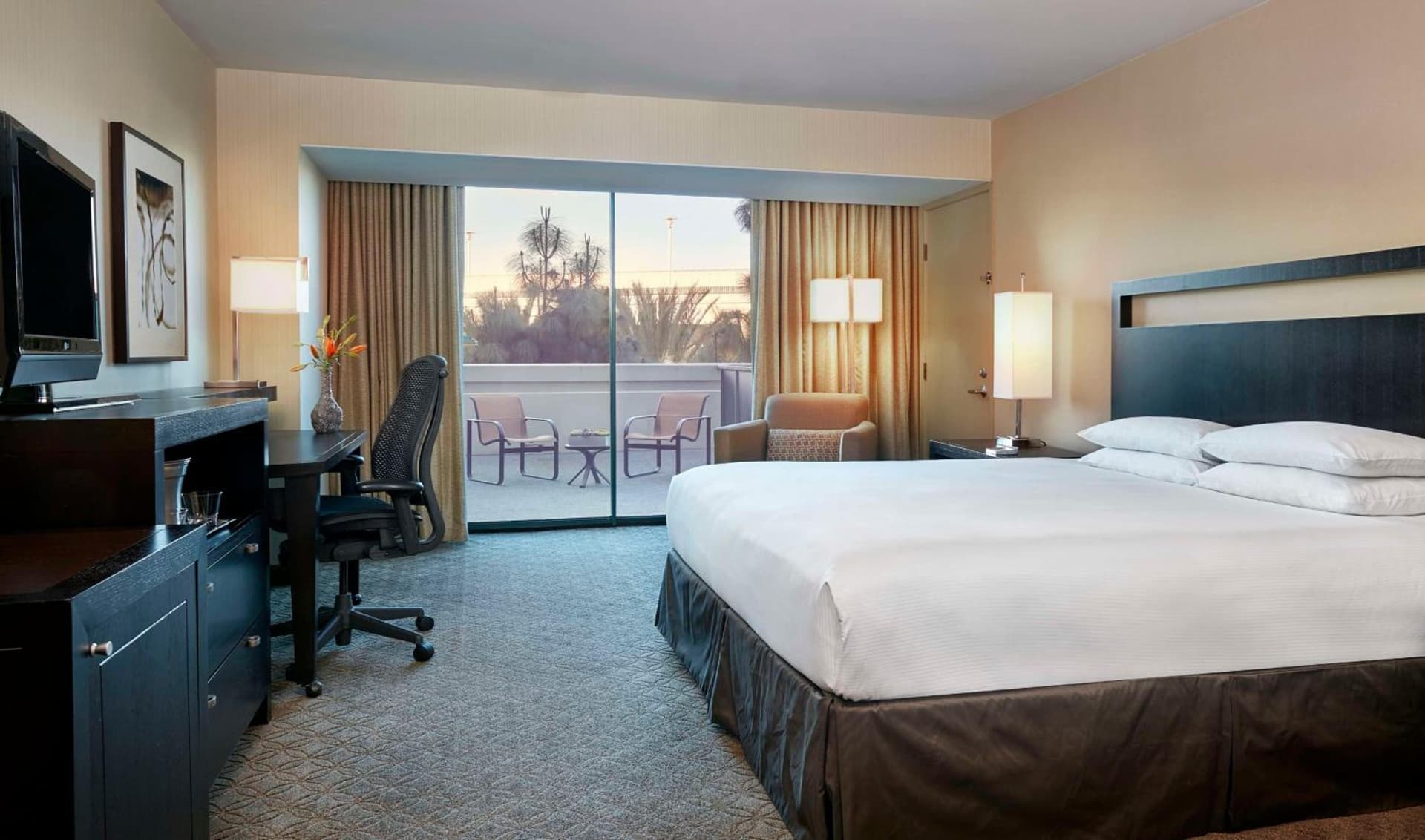 Hilton Anaheim gallery photo in Anaheim, CA — image 21