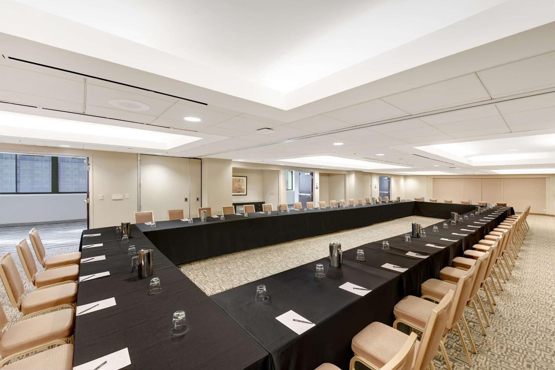 Hilton Anaheim gallery photo in Anaheim, CA — image 89