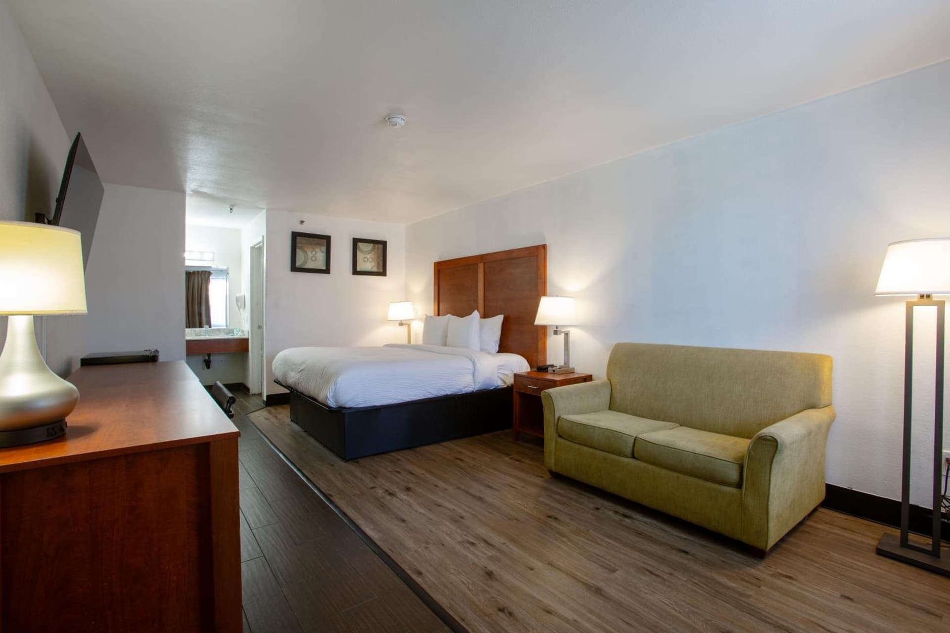 The Hotel Serene Glendale Peoria, Surestay Collection by Best Western gallery photo in Glendale, AZ — image 19