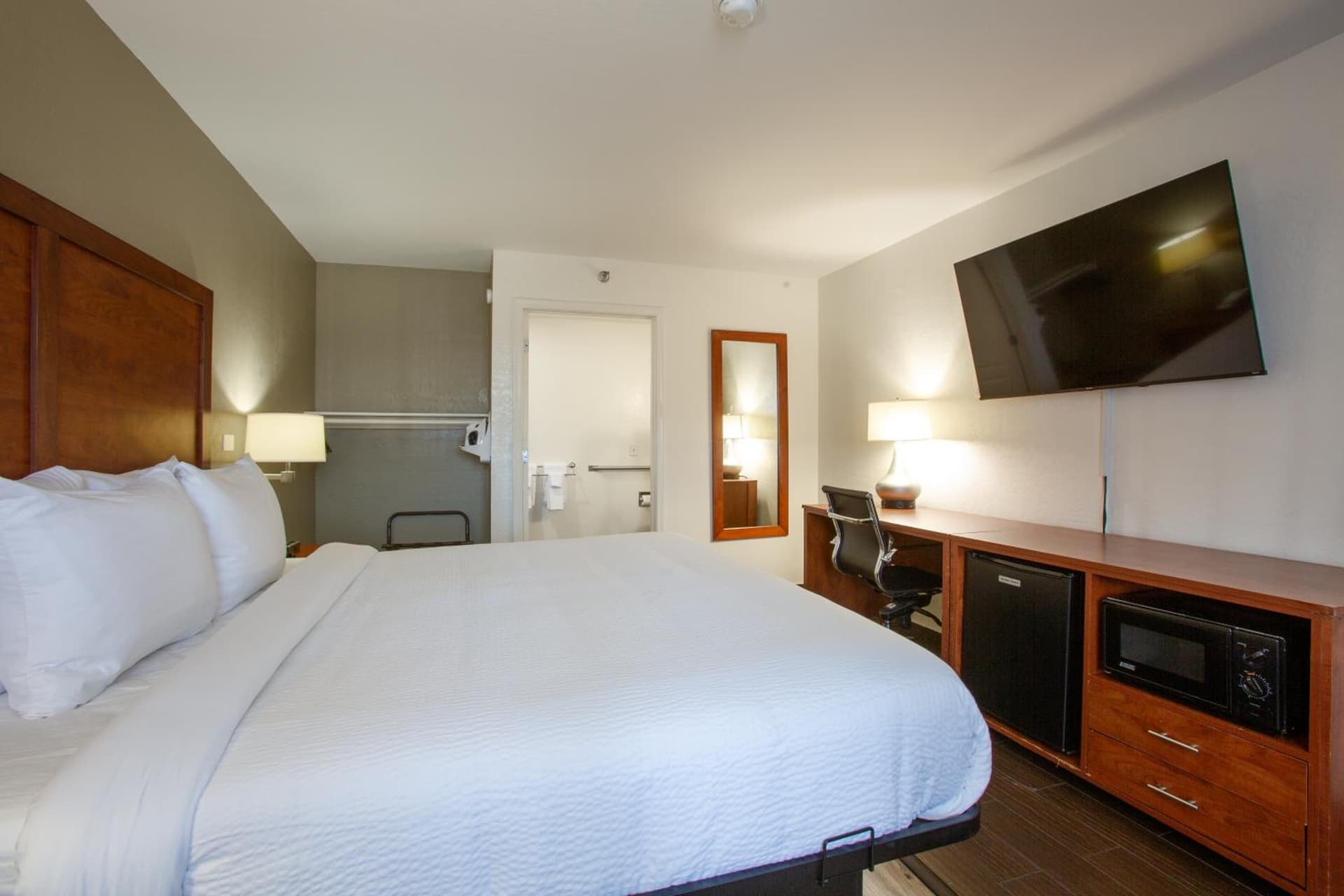 The Hotel Serene Glendale Peoria, Surestay Collection by Best Western gallery photo in Glendale, AZ — image 37