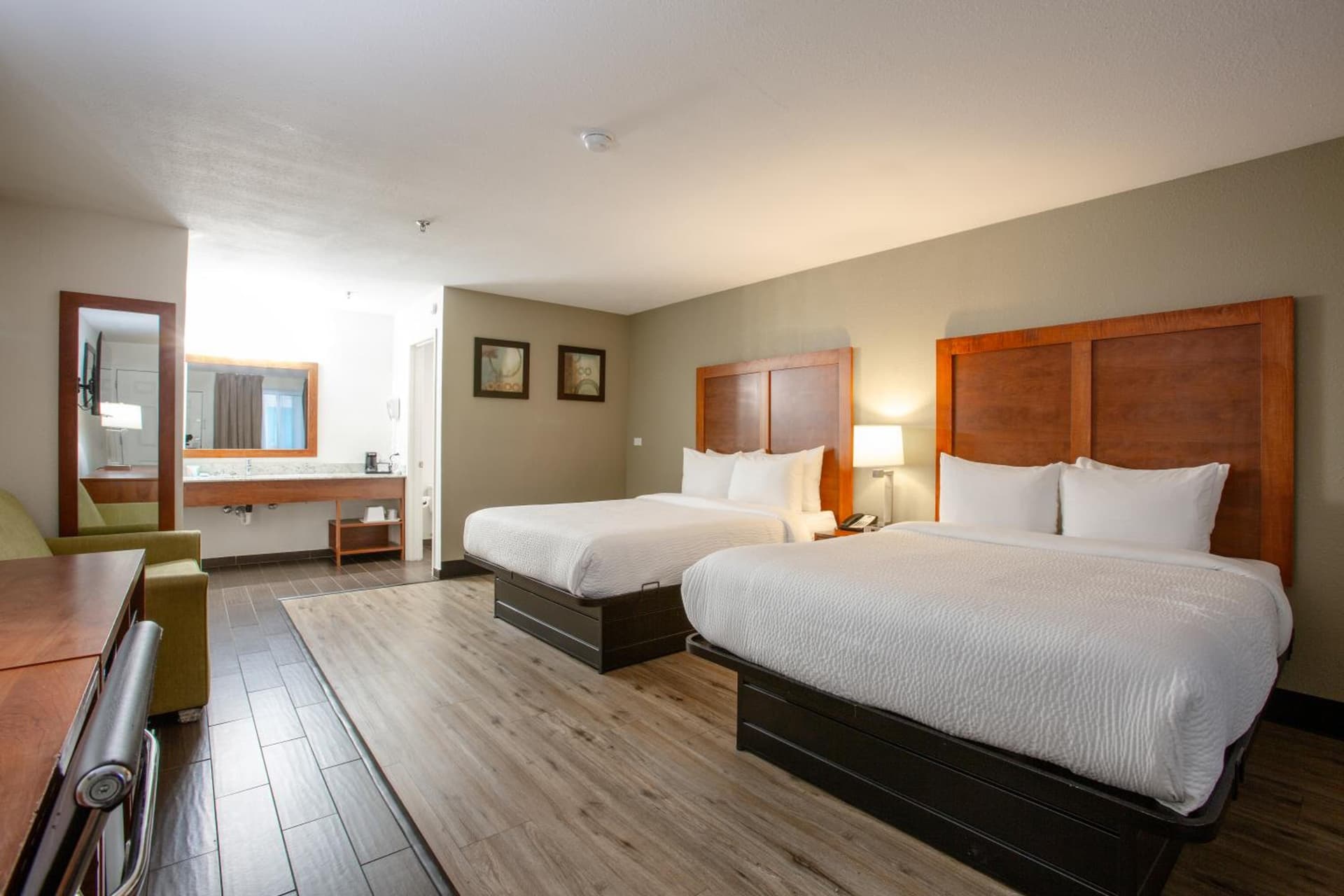 The Hotel Serene Glendale Peoria, Surestay Collection by Best Western gallery photo in Glendale, AZ — image 45