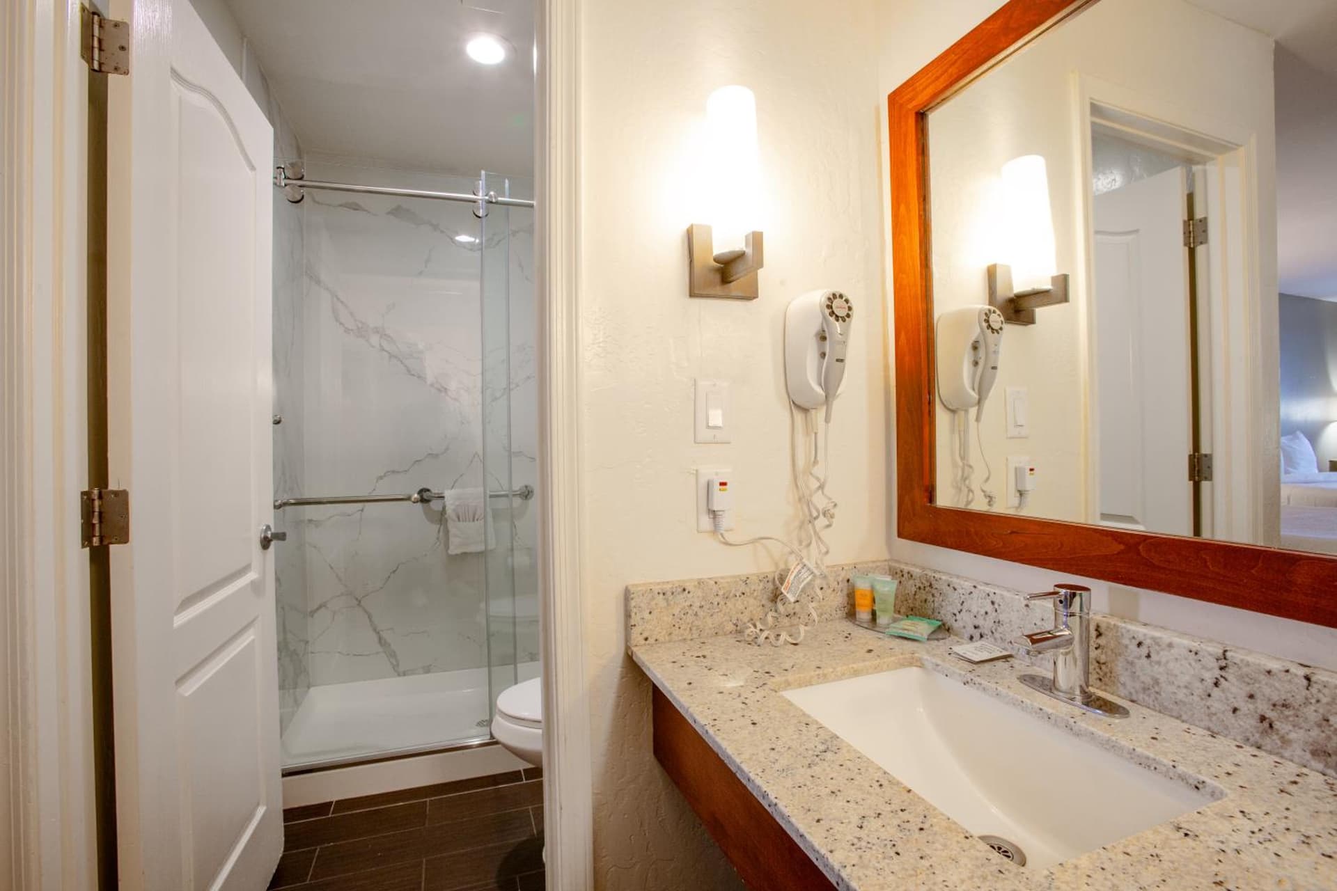The Hotel Serene Glendale Peoria, Surestay Collection by Best Western gallery photo in Glendale, AZ — image 9