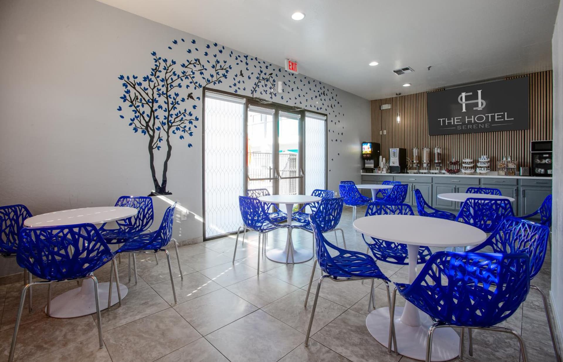 The Hotel Serene Glendale Peoria, Surestay Collection by Best Western gallery photo in Glendale, AZ — image 22