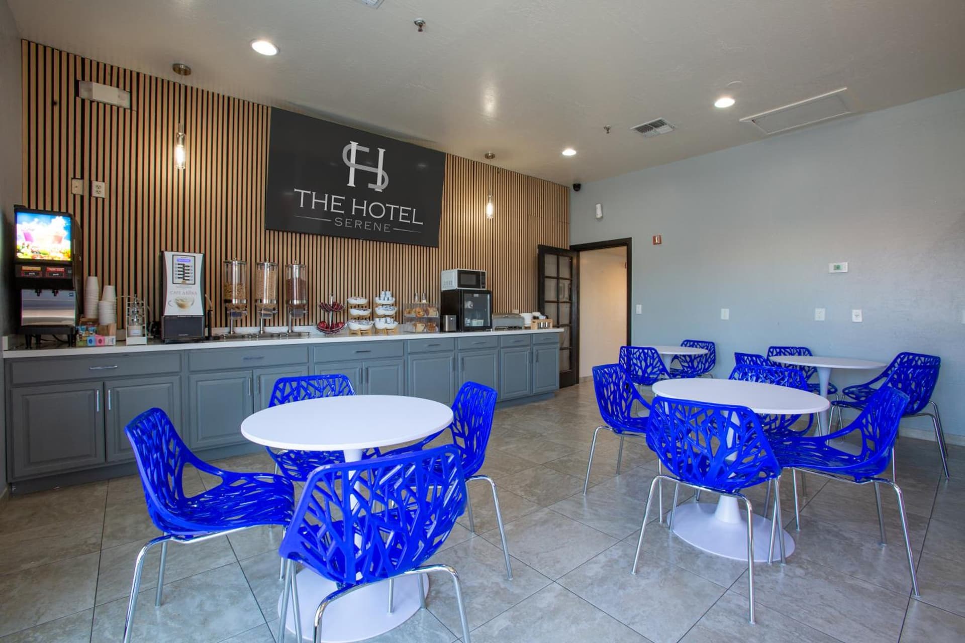 The Hotel Serene Glendale Peoria, Surestay Collection by Best Western gallery photo in Glendale, AZ — image 6