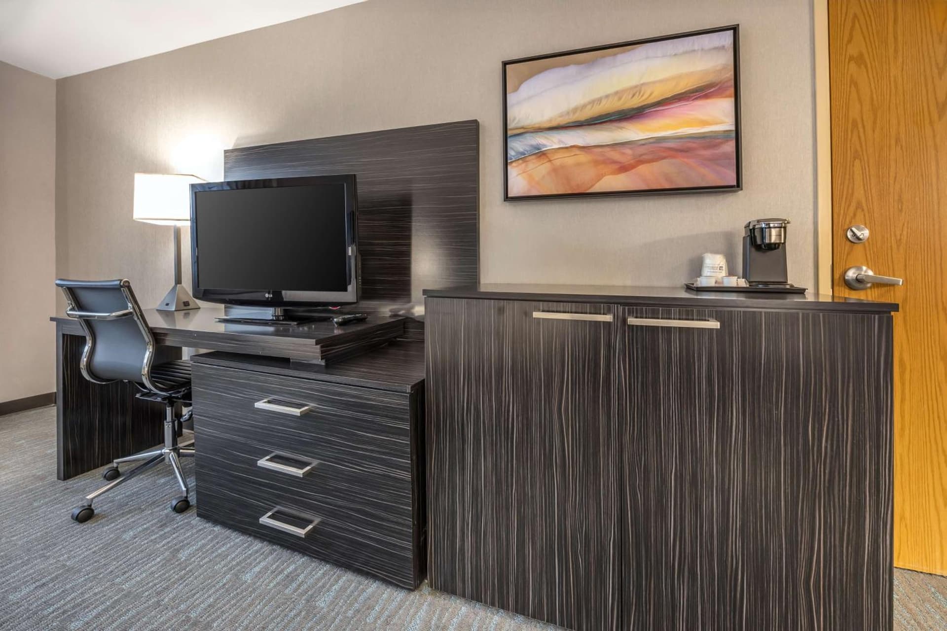 Best Western Plus North Las Vegas Inn & Suites property views in Las Vegas, NV — gallery photo 3
