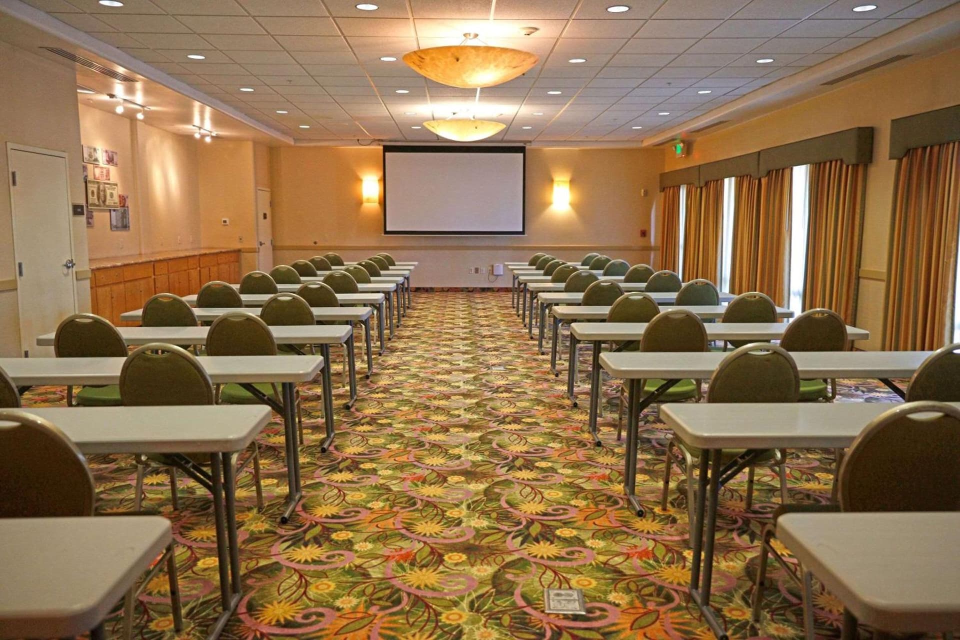 Radisson Hotel Yuma property views in Yuma, AZ — gallery photo 3