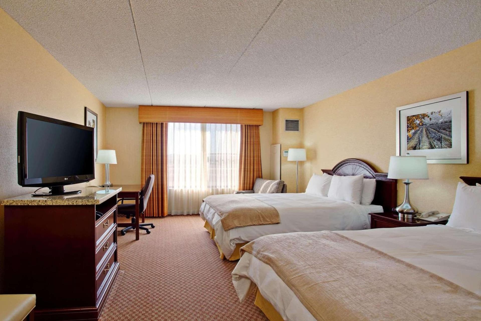 Radisson Hotel Santa Maria gallery photo in Santa Maria, CA — image 19