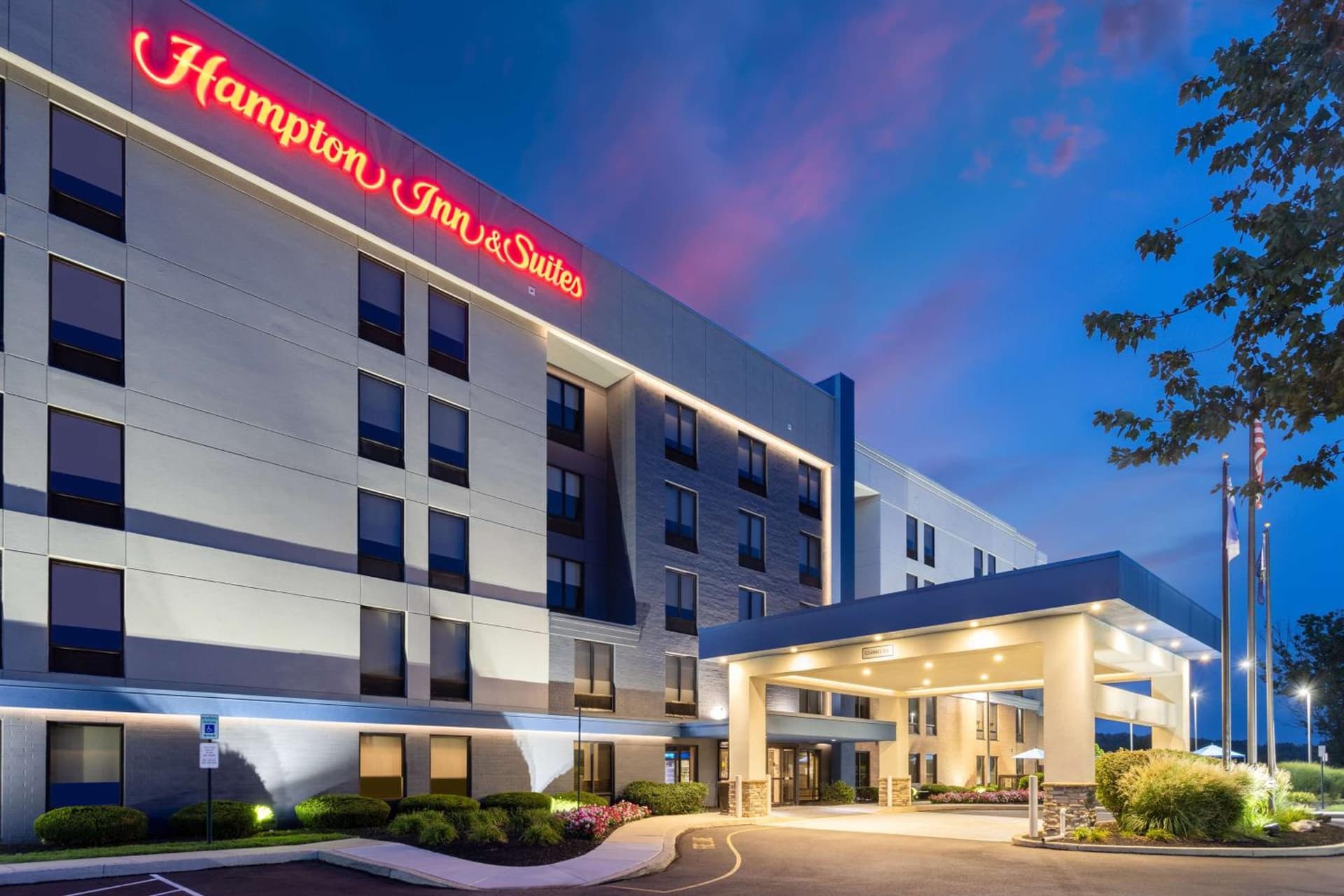 Hampton Inn & Suites Valley Forge/Oaks property views in Phoenixville, PA — gallery photo 3