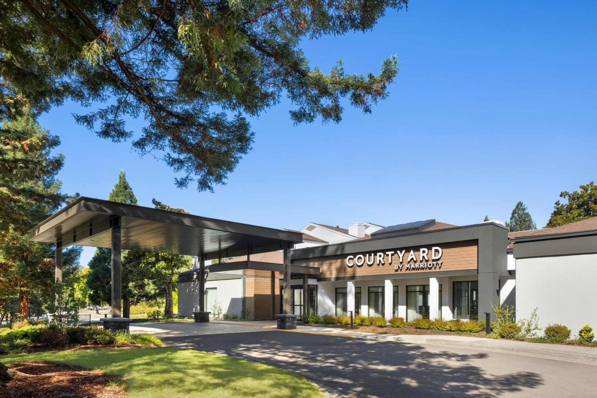 Courtyard by Marriott Portland Beaverton — hotel in Beaverton, Oregon