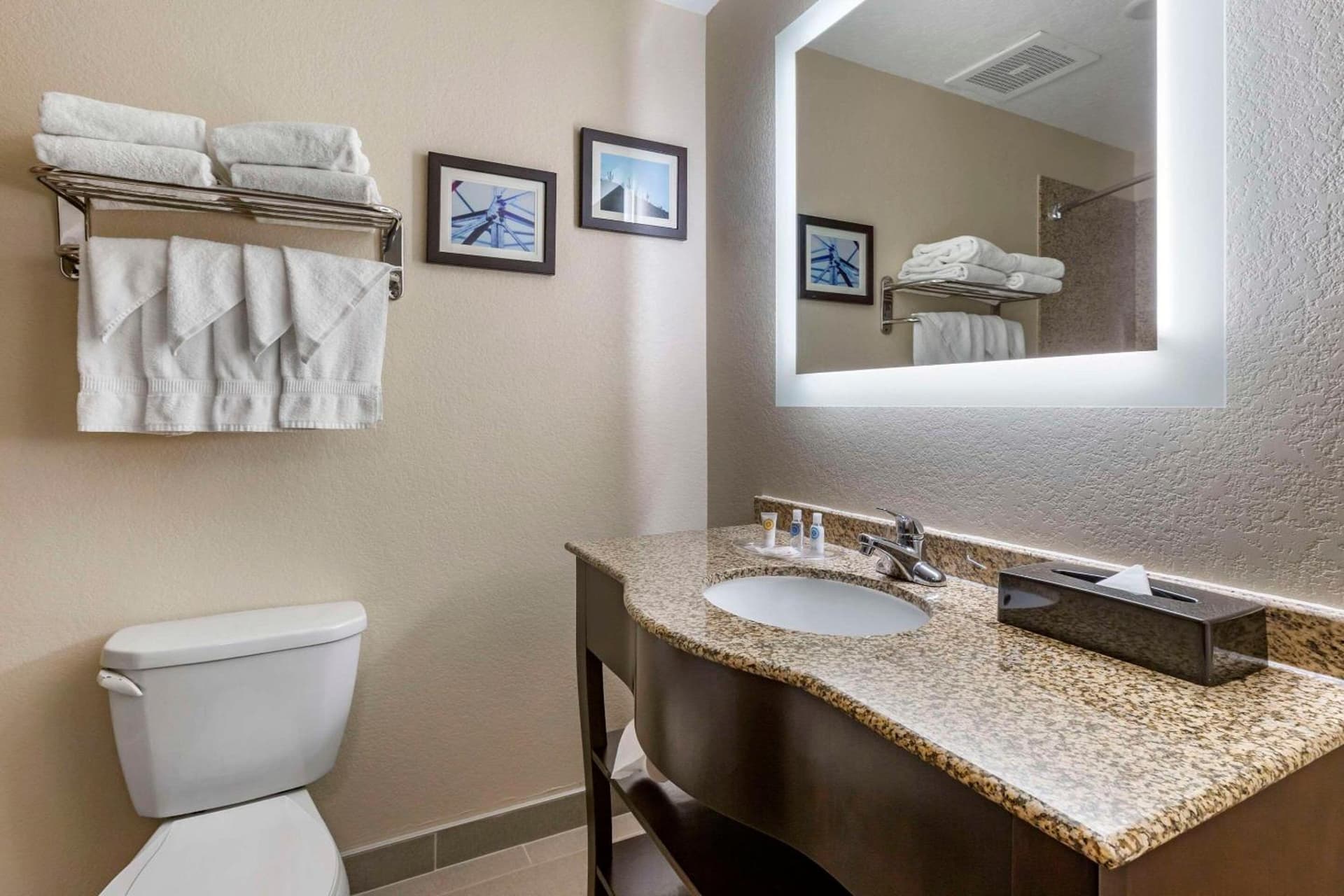 Spark by Hilton Tempe Phoenix Airport gallery photo in Tempe, AZ — image 10
