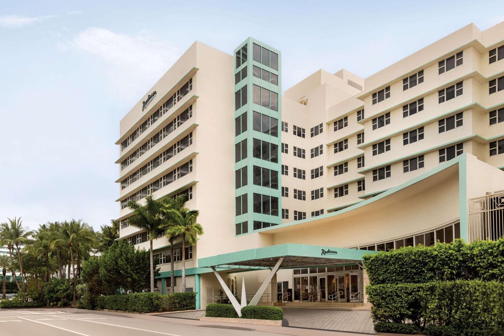 Radisson Resort Miami Beach exterior or lobby in Miami Beach, FL — main listing photo