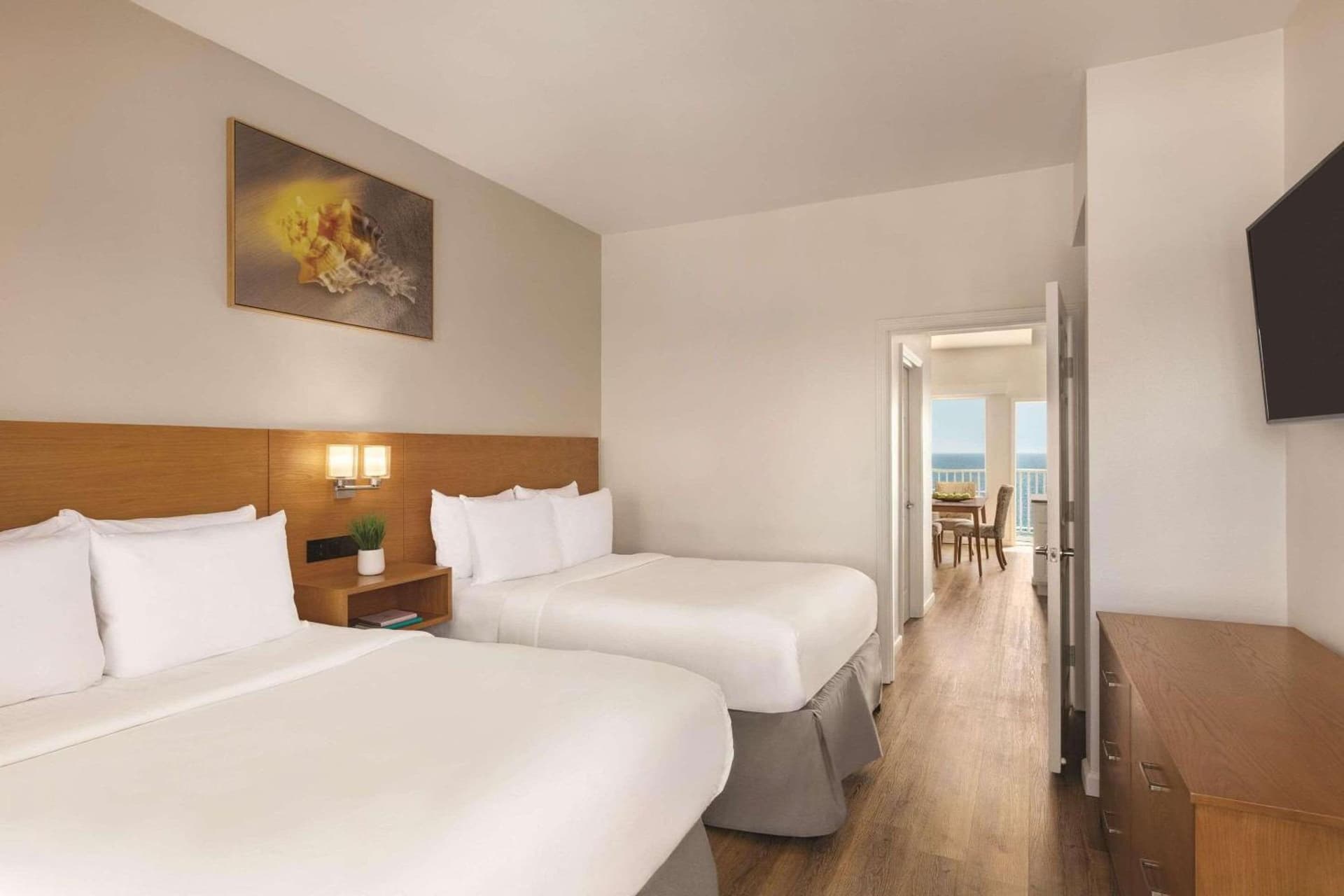Radisson Beachfront Hotel - Panama City Beach gallery photo in Panama City Beach, FL — image 40