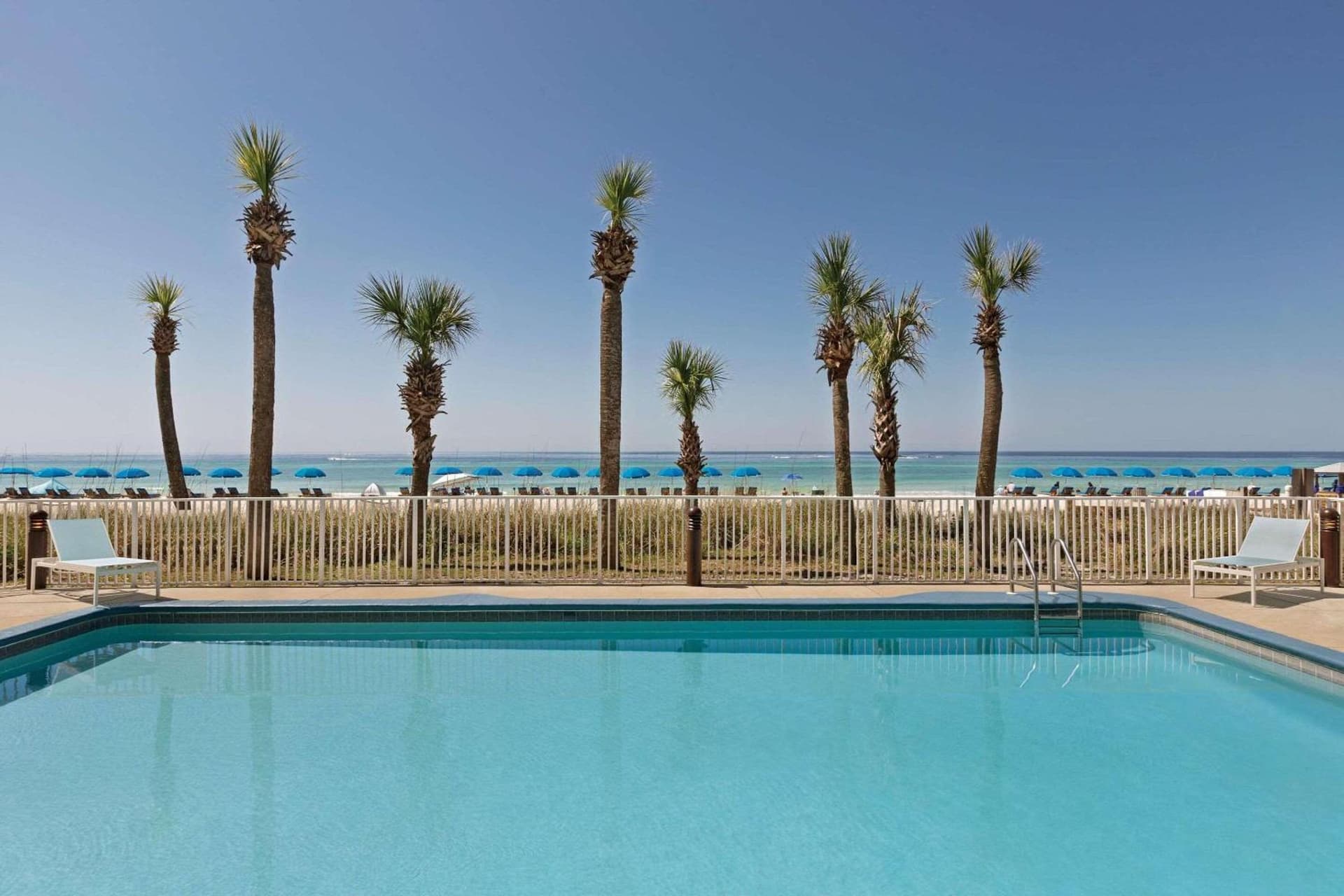 Radisson Beachfront Hotel - Panama City Beach gallery photo in Panama City Beach, FL — image 33