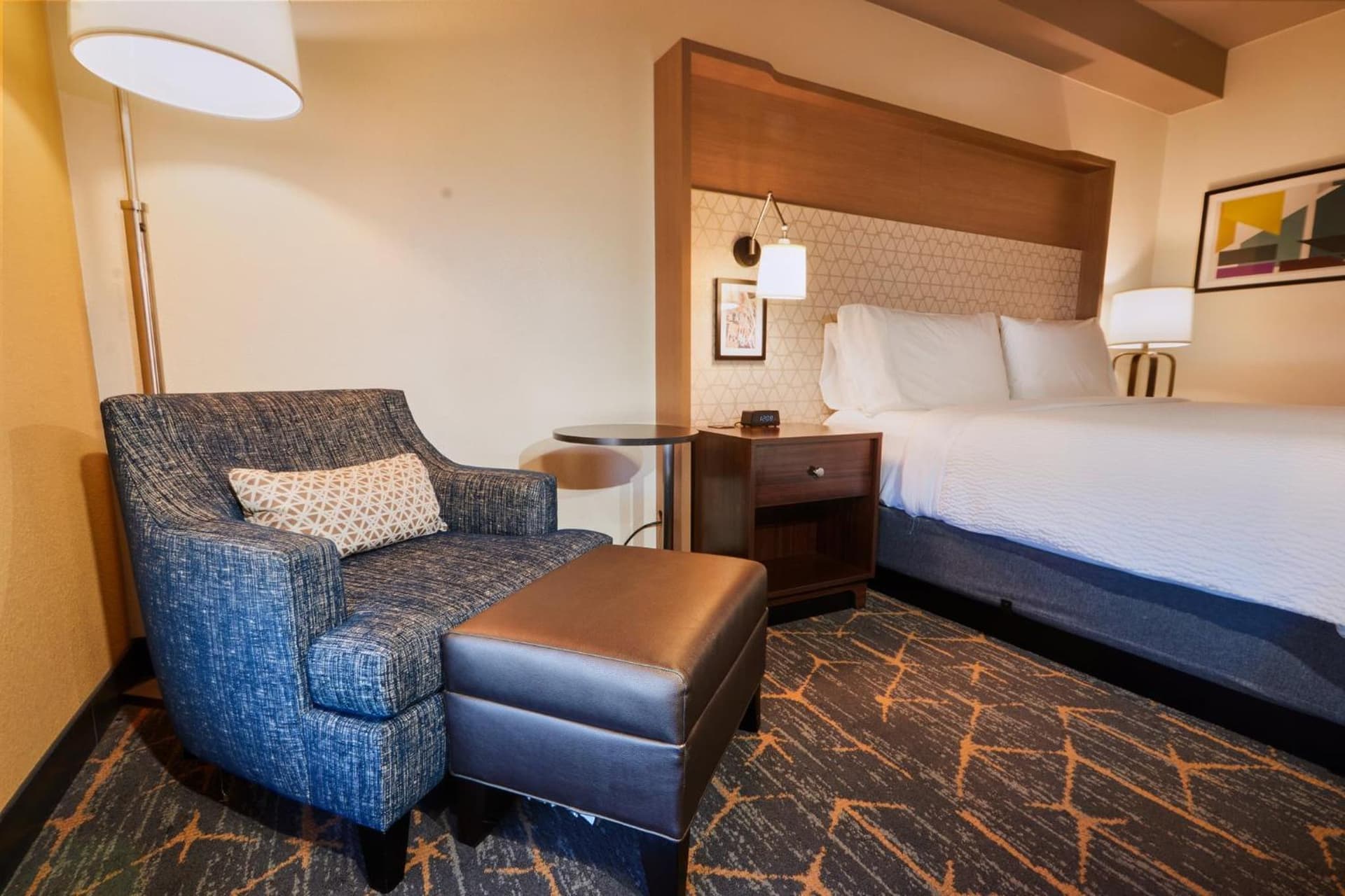 Holiday Inn & Suites Oakland - Airport by IHG gallery photo in Oakland, CA — image 5