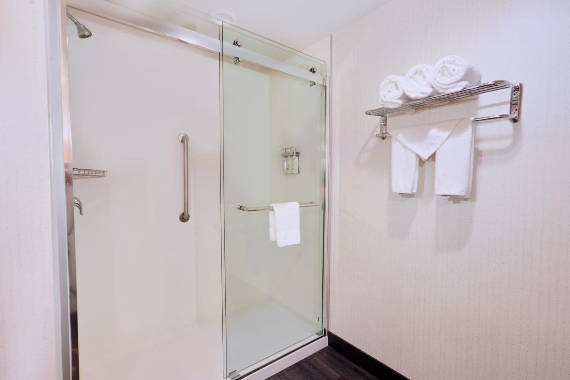 Holiday Inn & Suites Oakland - Airport by IHG gallery photo in Oakland, CA — image 74