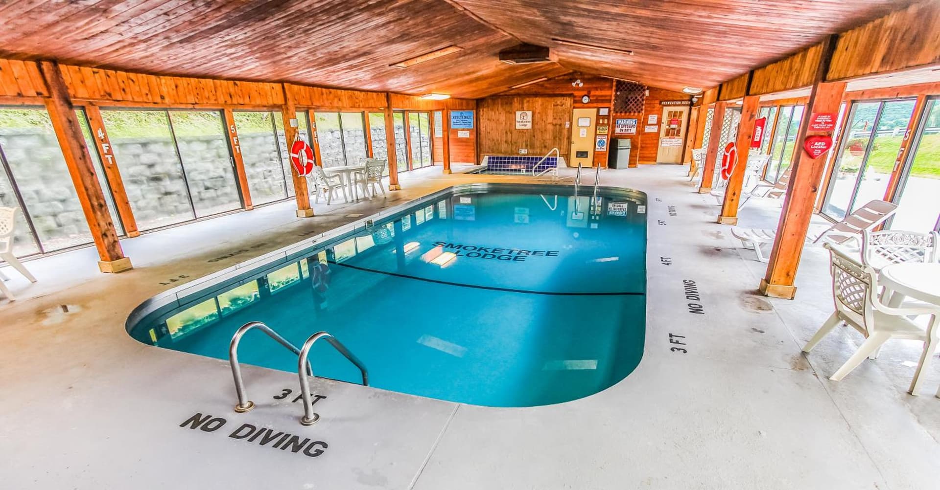 Smoketree Lodge property views in Banner Elk, NC — gallery photo 3