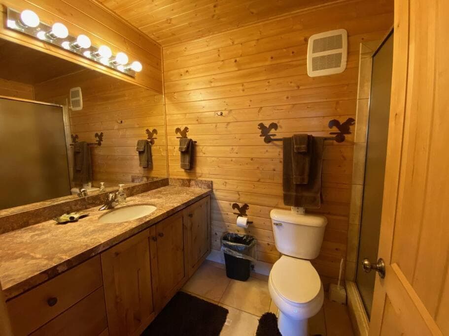 Large Group Lodge with Pool and Private Ranch property views in Altonah — gallery photo 3