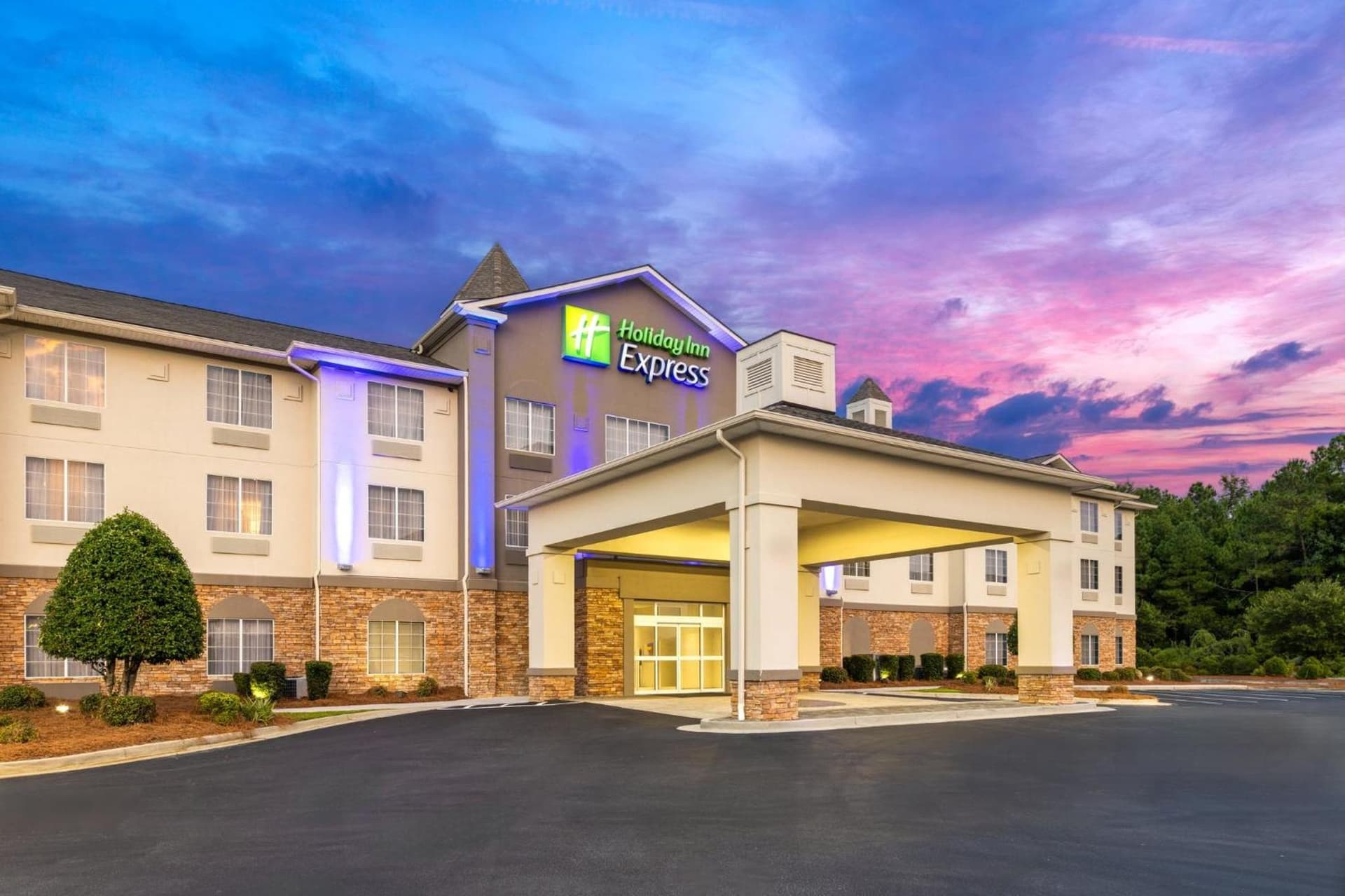Holiday Inn Express Savannah Airport by IHG featured exterior or lobby in Savannah, GA — similar hotel