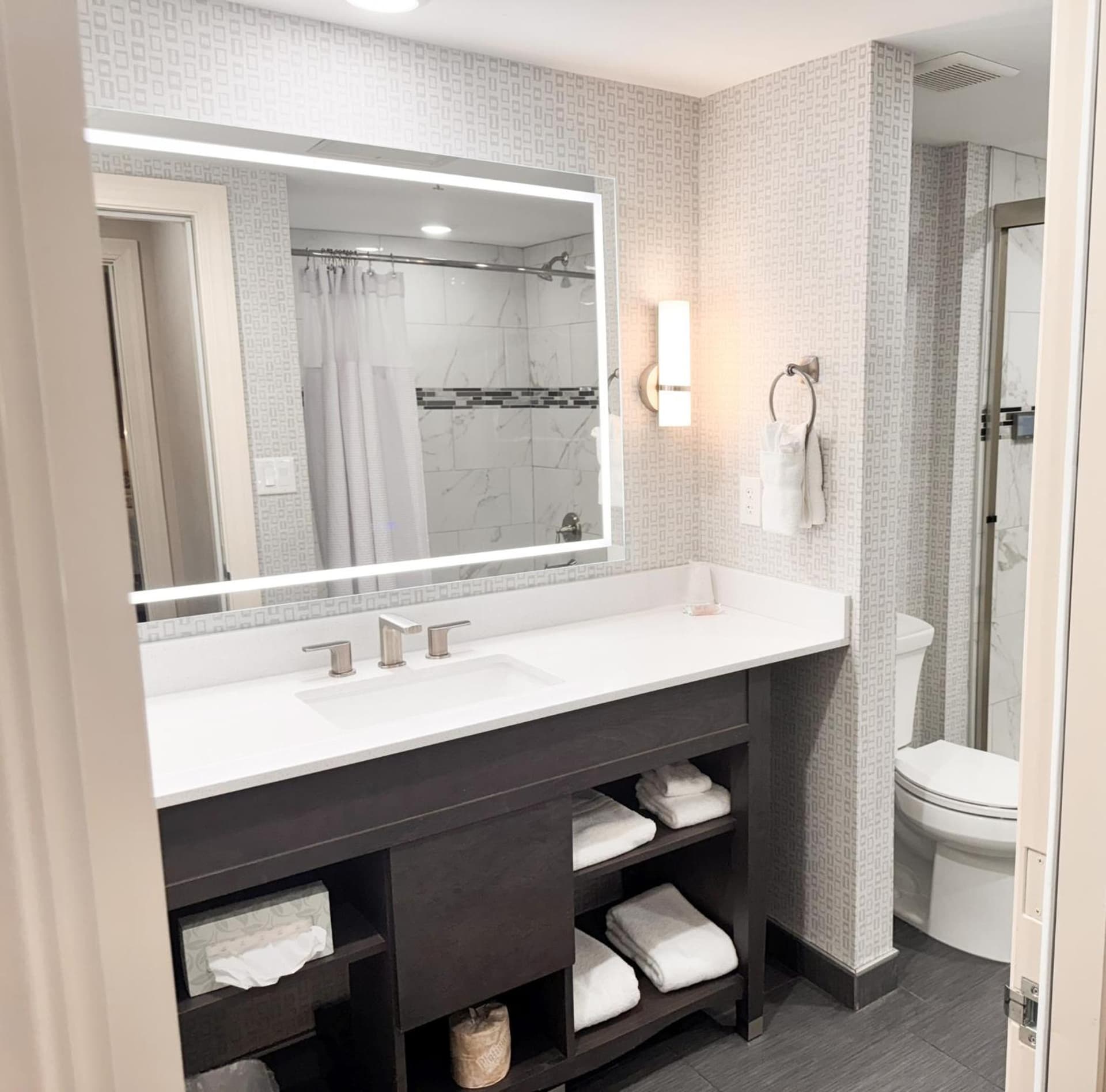 Clayton Plaza Hotel & Extended Stay gallery photo in Clayton, MO — image 19
