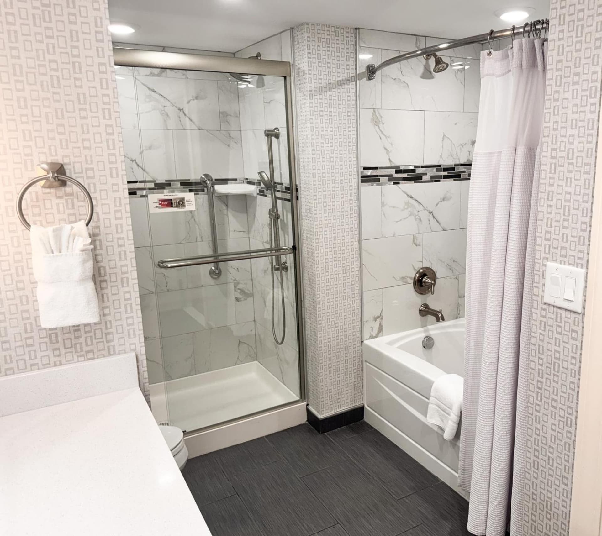 Clayton Plaza Hotel & Extended Stay gallery photo in Clayton, MO — image 23