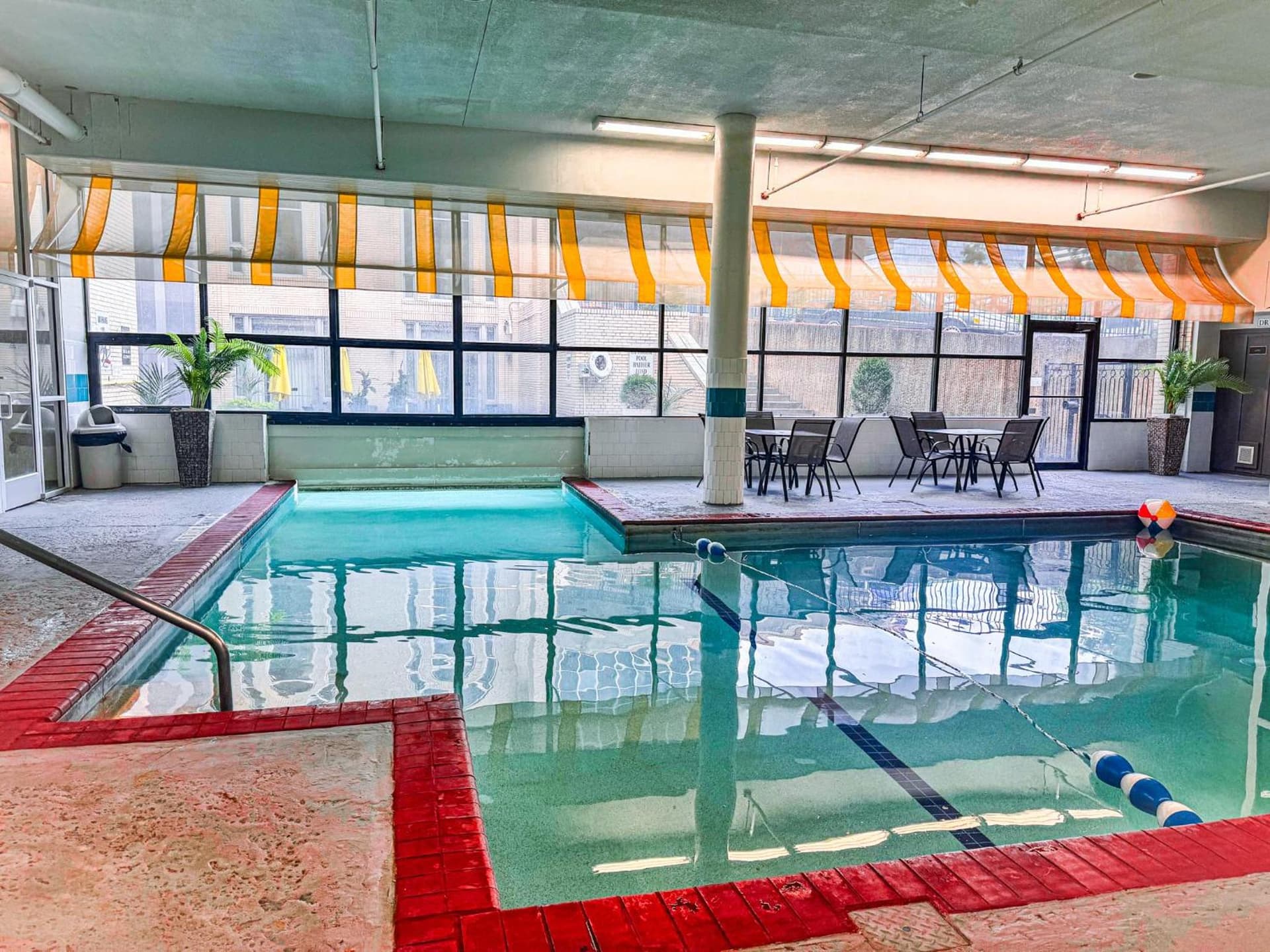 Clayton Plaza Hotel & Extended Stay gallery photo in Clayton, MO — image 16