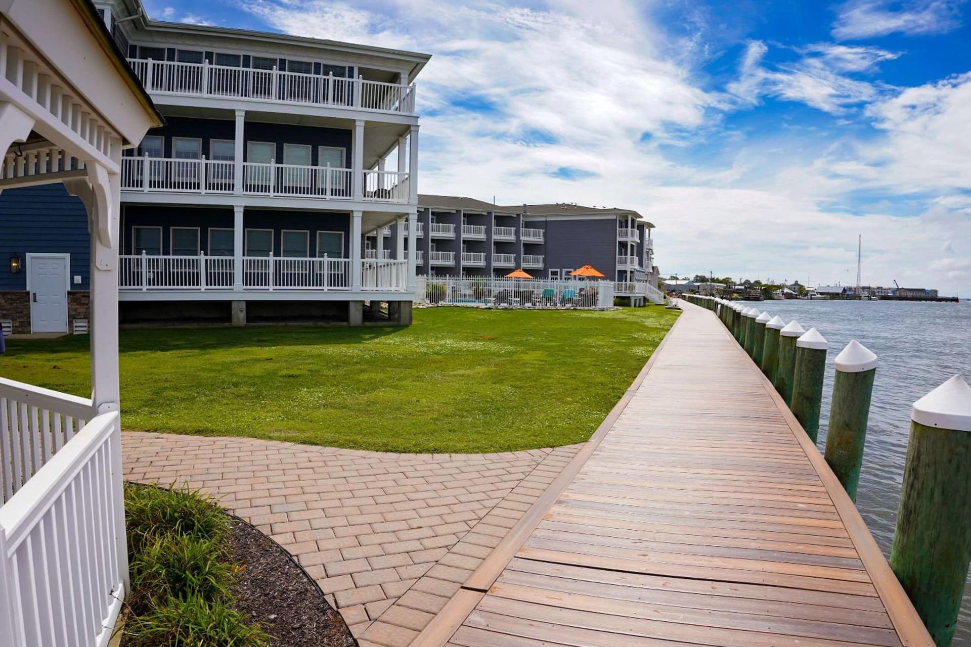Comfort Suites Chincoteague Island Bayfront Resort interior in Chincoteague, VA — gallery photo 2