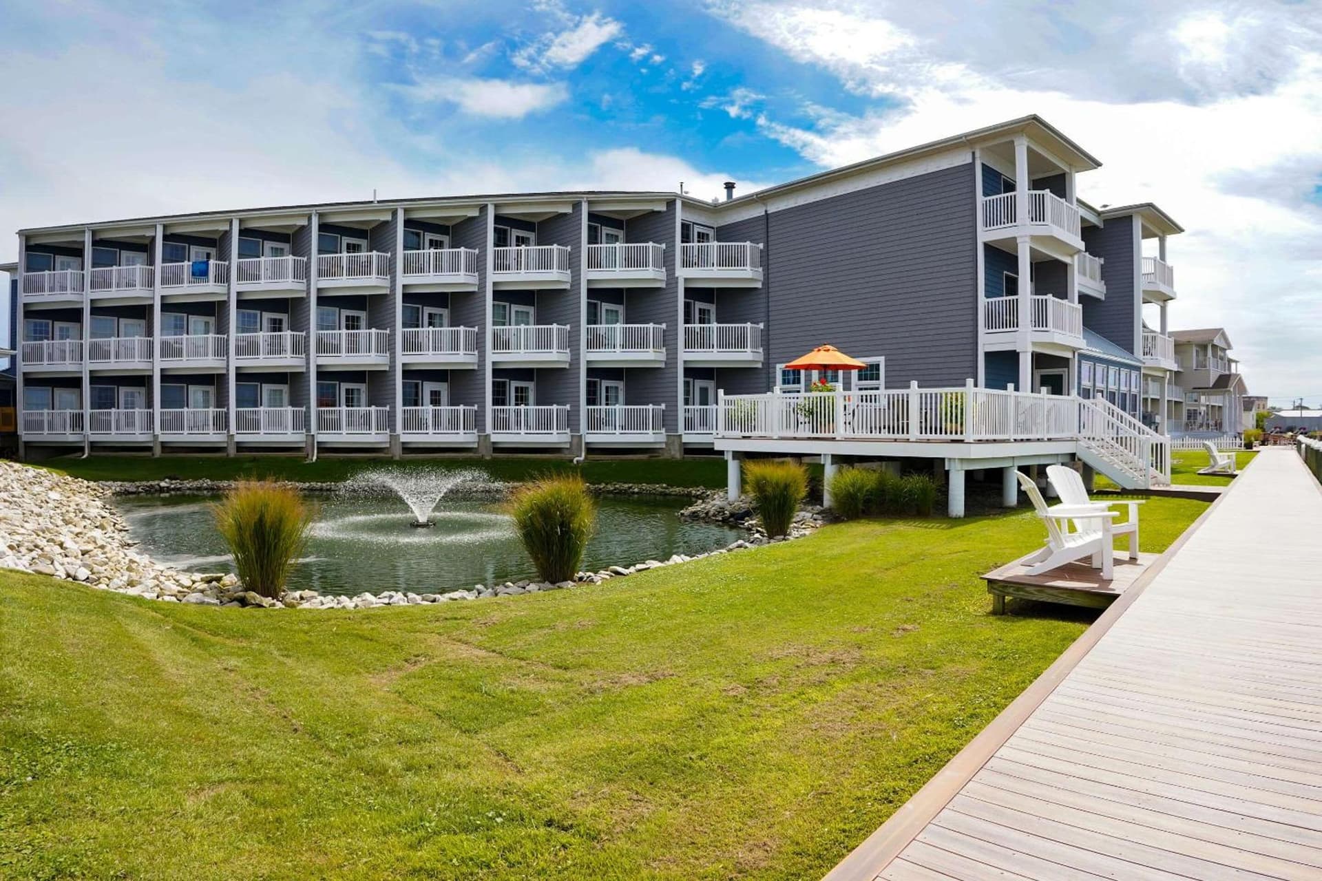 Comfort Suites Chincoteague Island Bayfront Resort property views in Chincoteague, VA — gallery photo 3