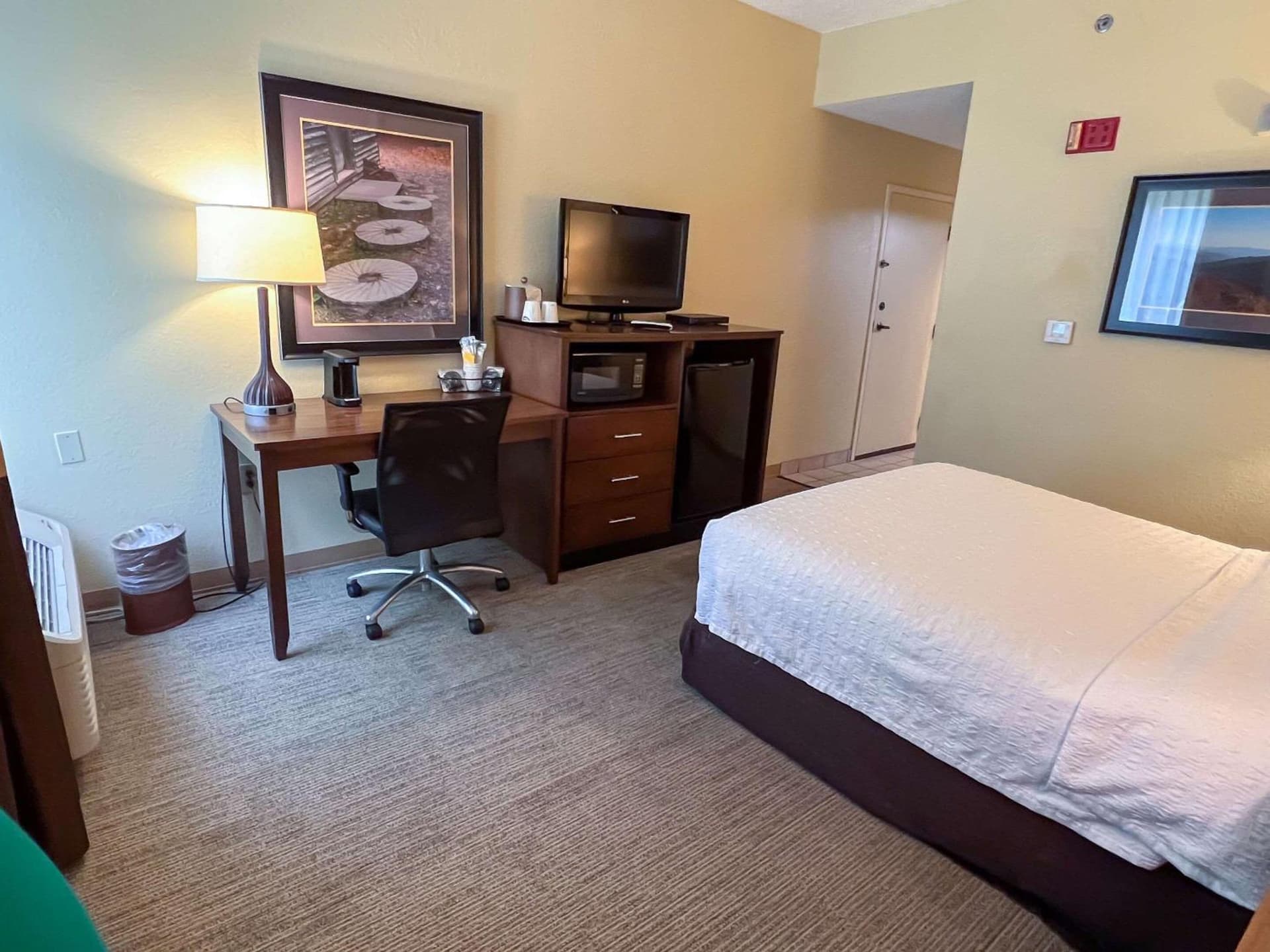 Clarion Pointe Cherokee property views in Cherokee, NC — gallery photo 3