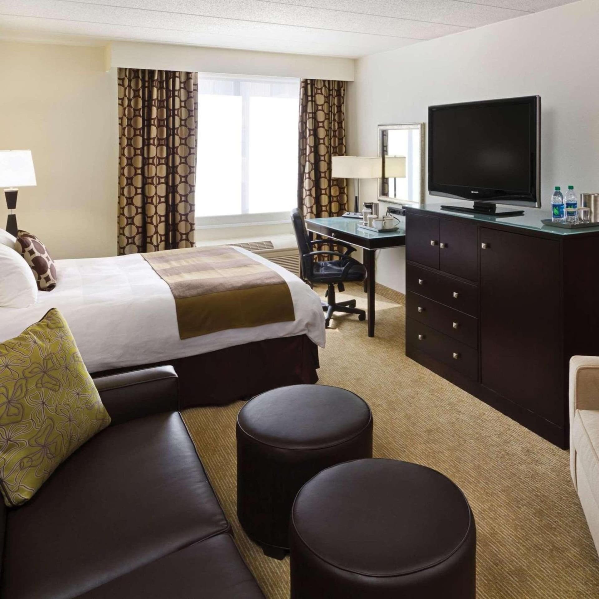 Radisson Hotel Bismarck gallery photo in Bismarck, ND — image 32