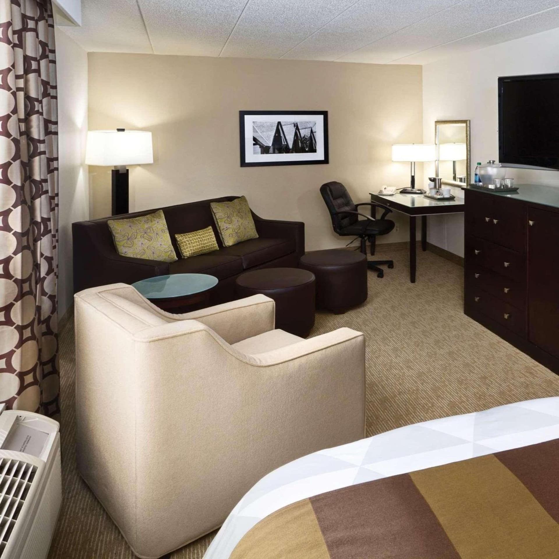 Radisson Hotel Bismarck gallery photo in Bismarck, ND — image 11
