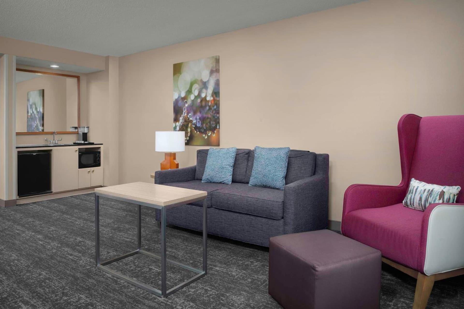 Hilton Garden Inn Fredericksburg interior in Fredericksburg, VA — gallery photo 2