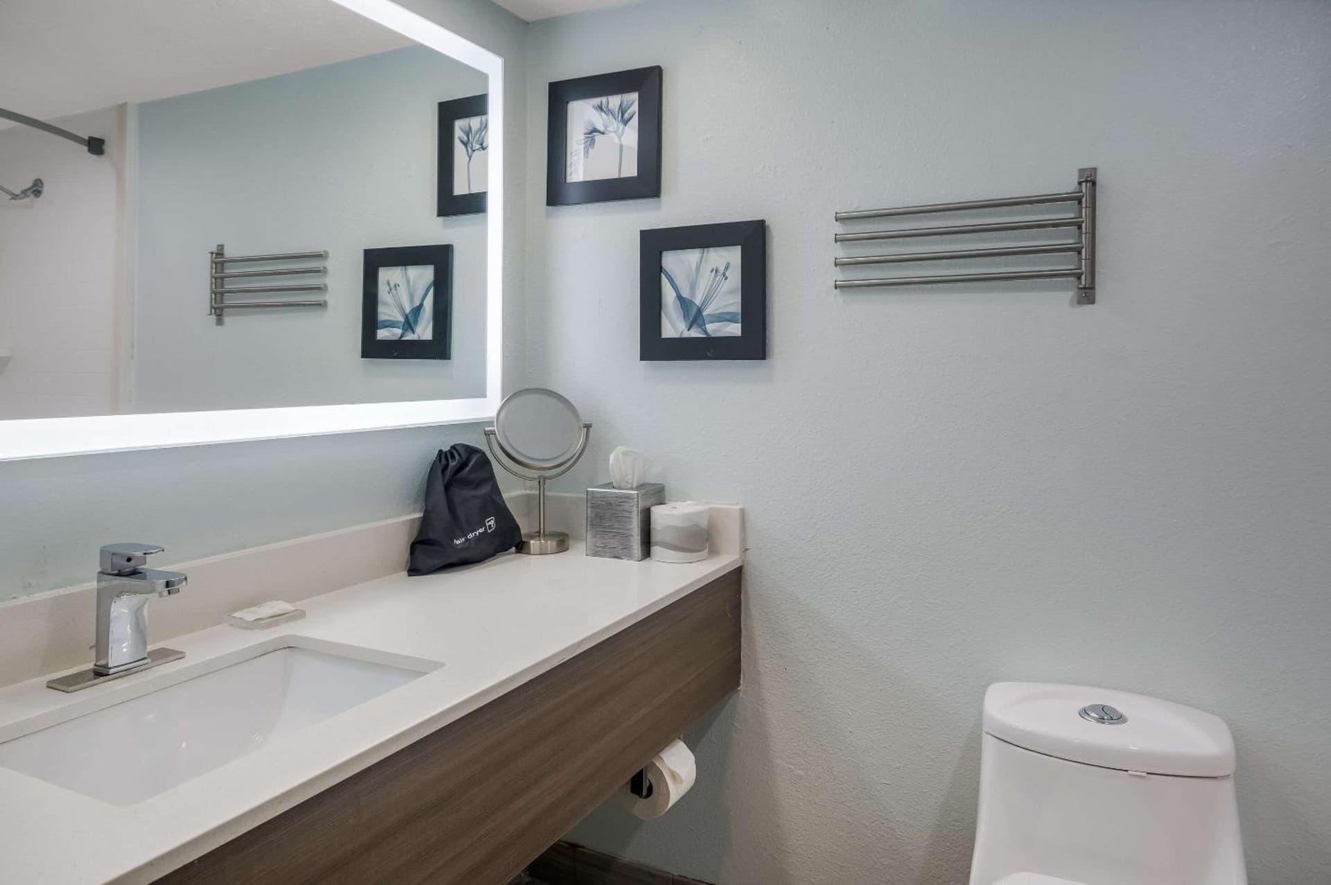 Radisson Hotel Grand Rapids Riverfront gallery photo in Grand Rapids, MI — image 106