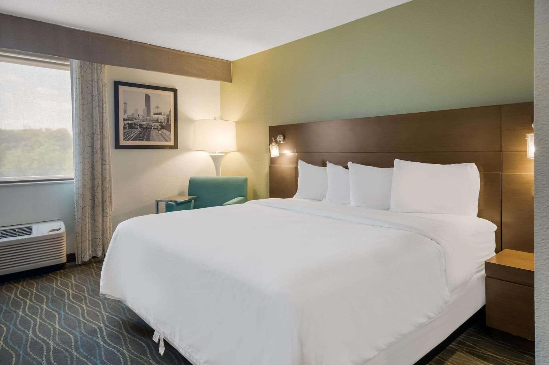 Radisson Hotel Grand Rapids Riverfront gallery photo in Grand Rapids, MI — image 9