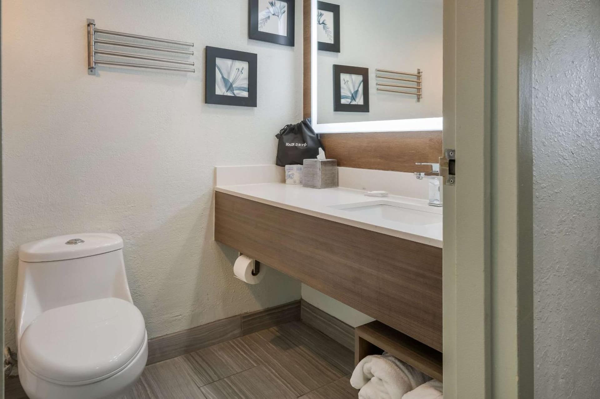 Radisson Hotel Grand Rapids Riverfront gallery photo in Grand Rapids, MI — image 115